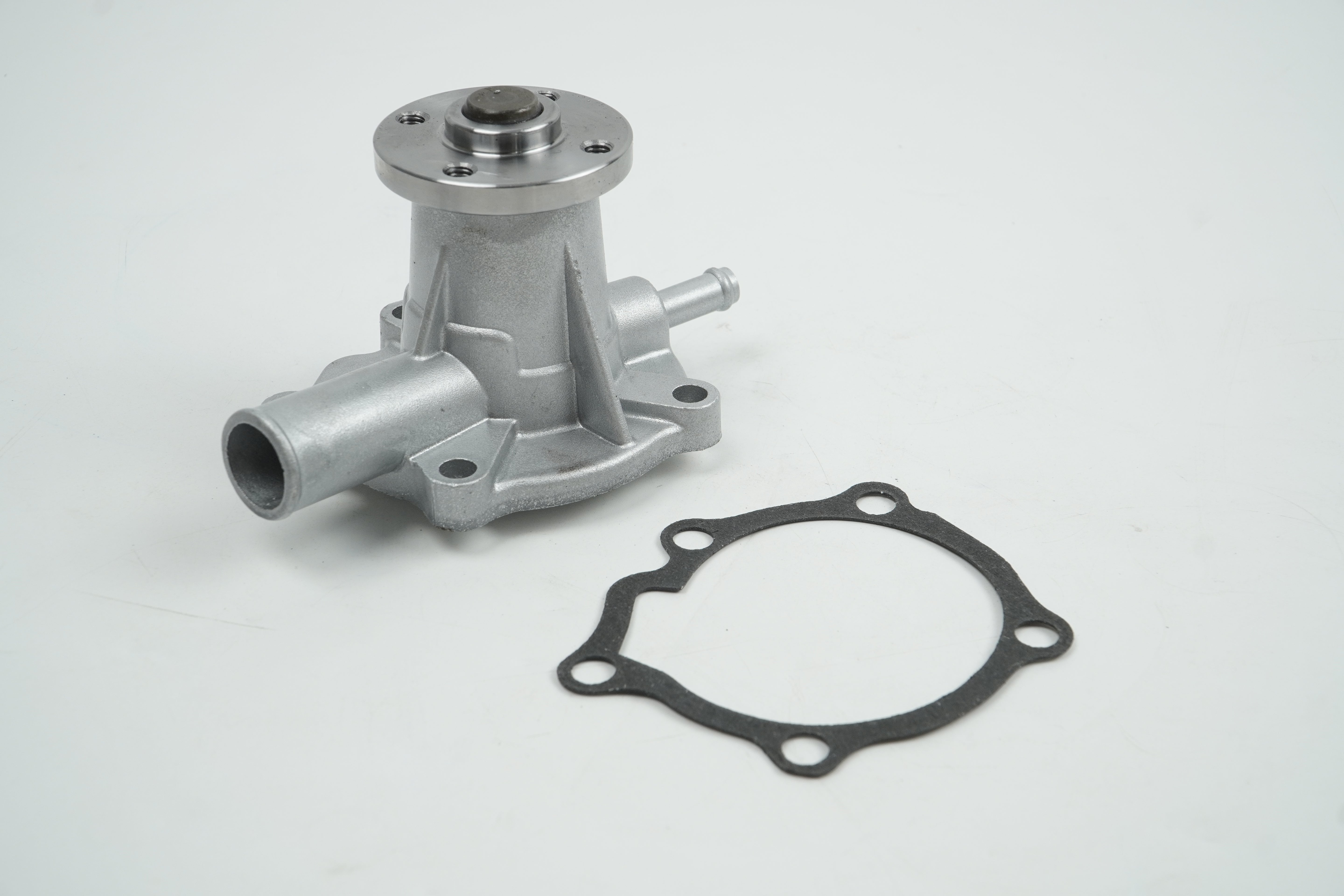 Water Pump 6687713 for Bobcat MT52 MT55 MT85