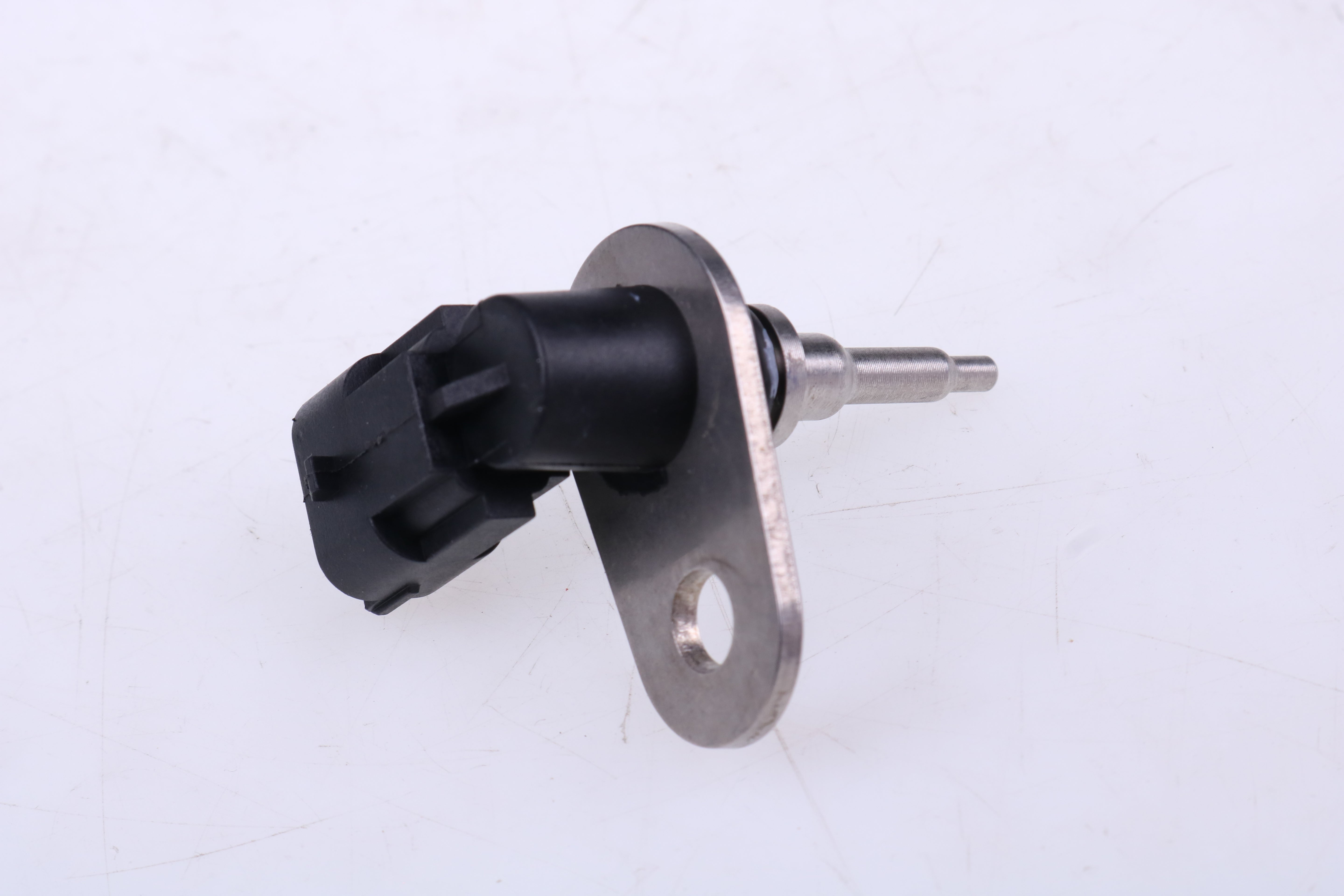 Replacement Temperature Sensor 04212750 for Deutz Engine TCD2.9L04 TD2.9L04