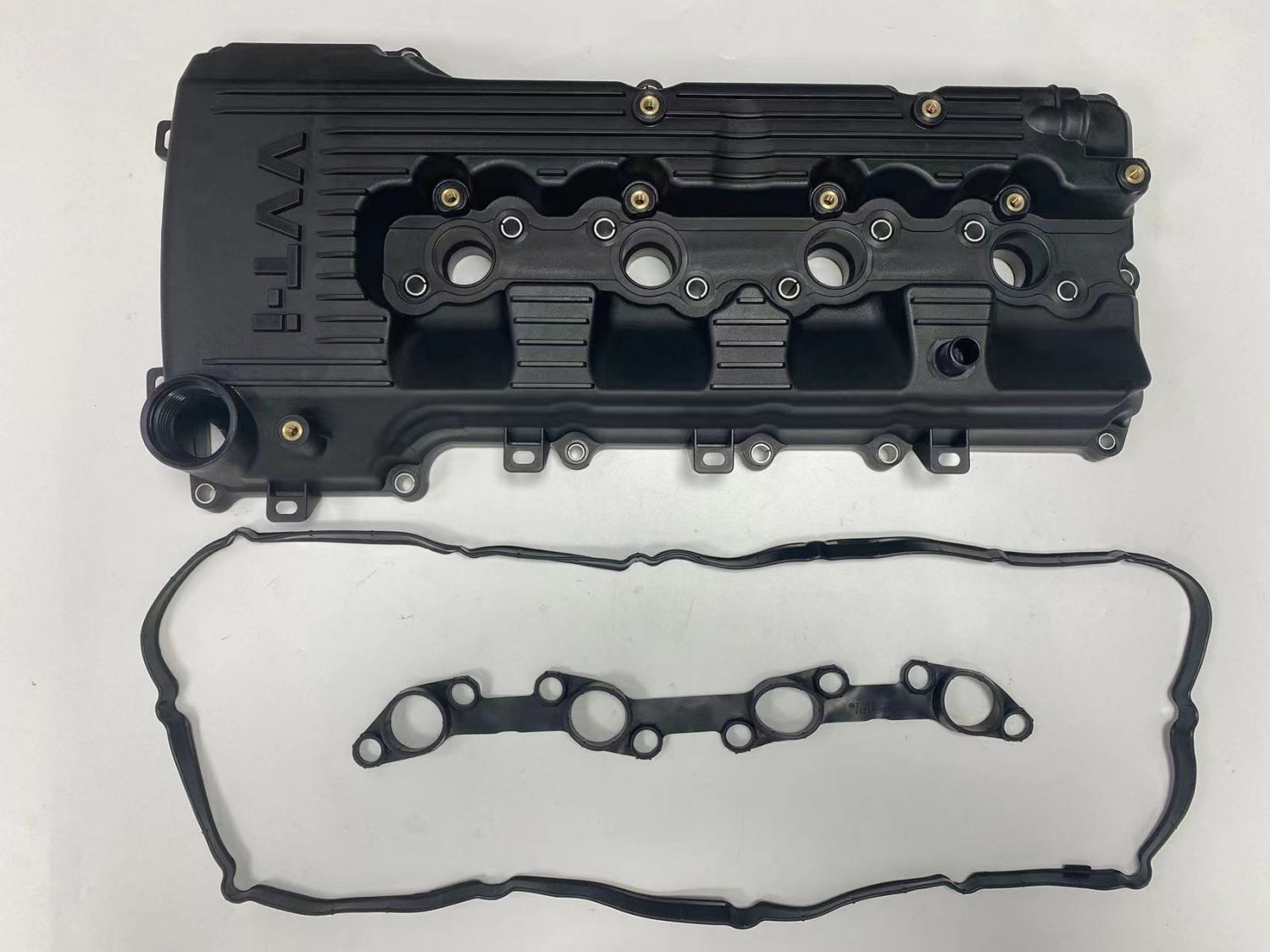 Aftermarket Engine Valve Cover Cylinder Head 11201-75055 For Toyota Tacoma 2005-2015 2.7L