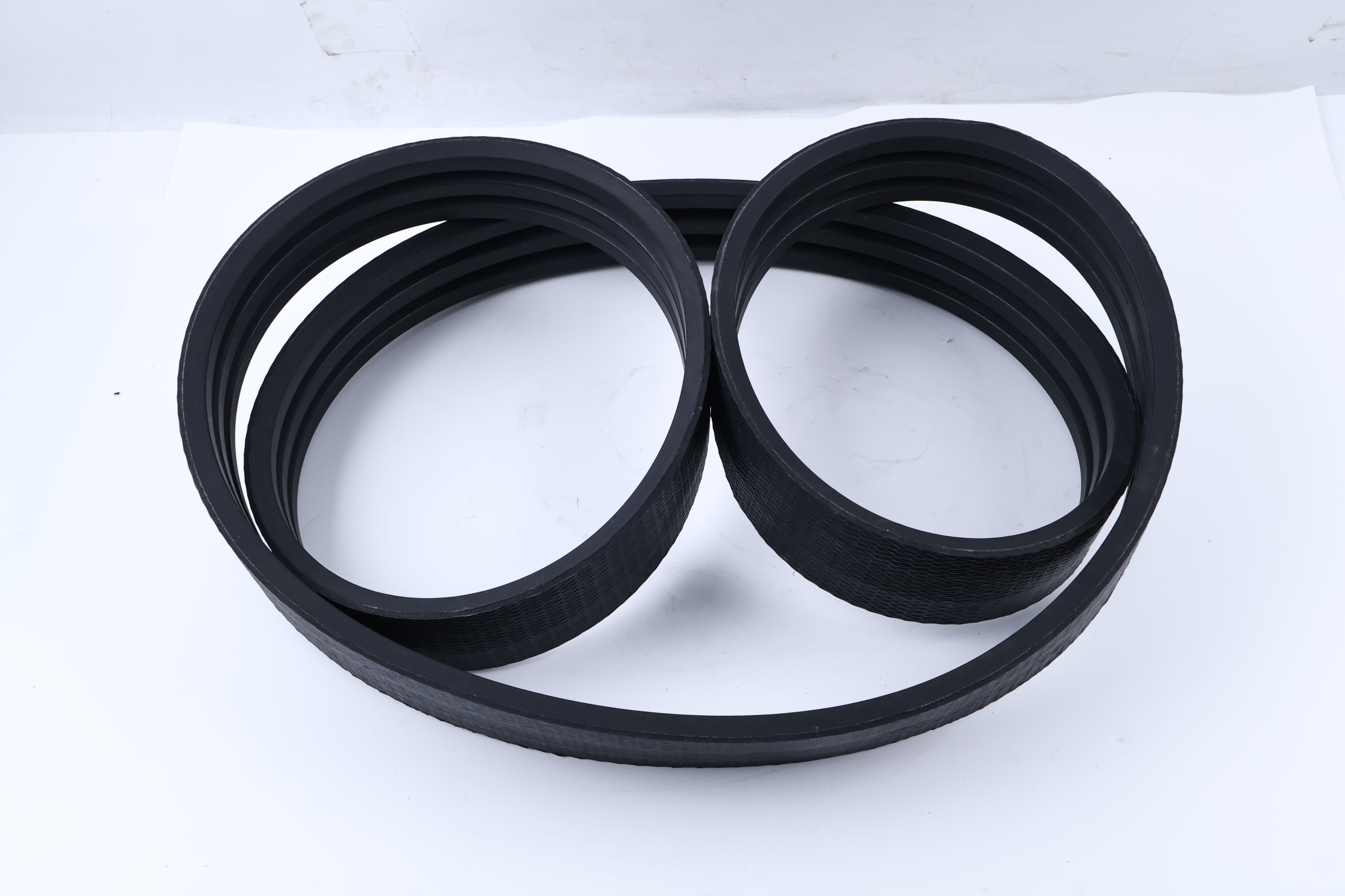Aftermarket Belt 194528C2 for Case Harvester 2388 2577 2588 2377