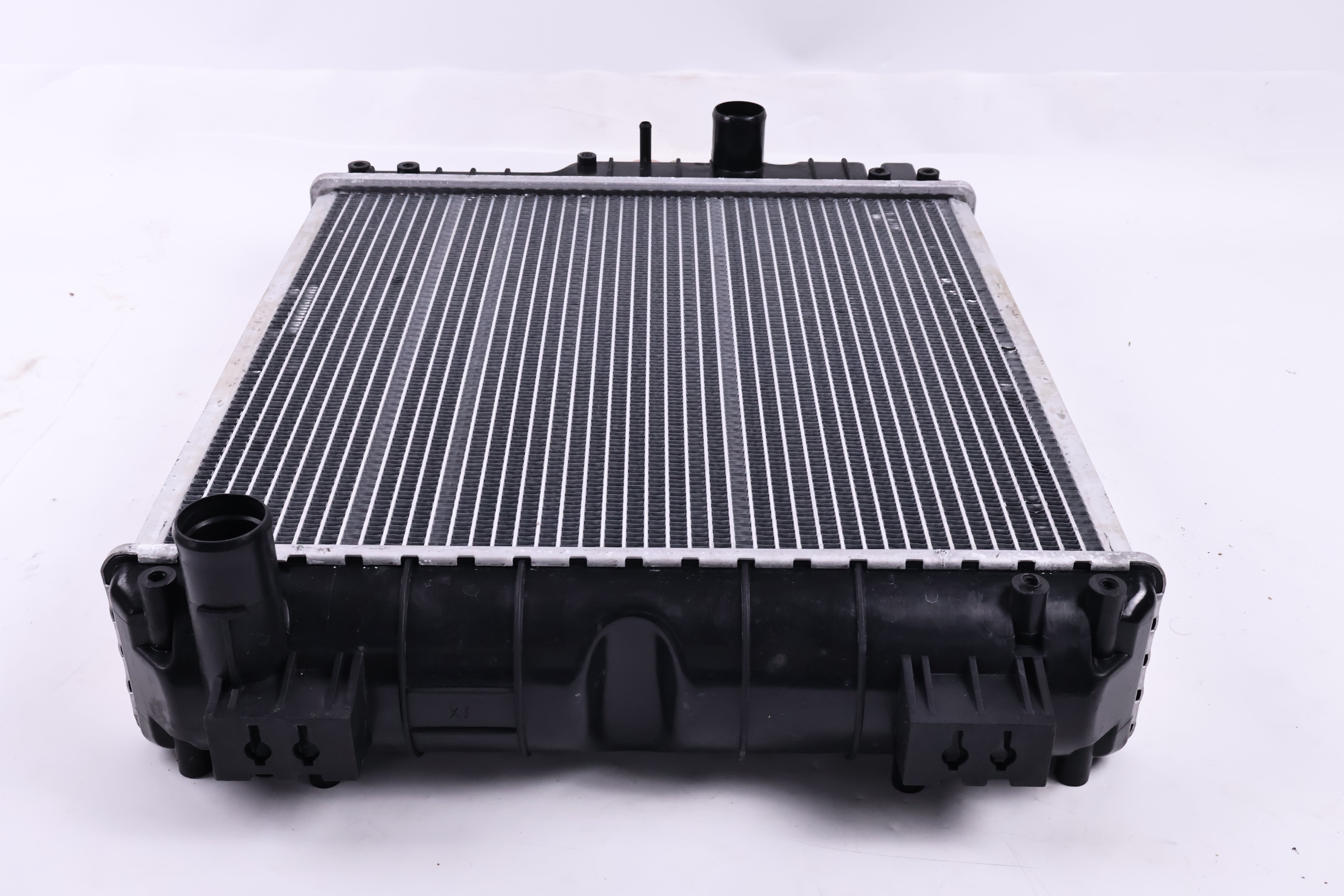 Aftermarket Water Tank Radiator 5172925 for Case Tractor JX55 JX85 JX65 JX95 JX75