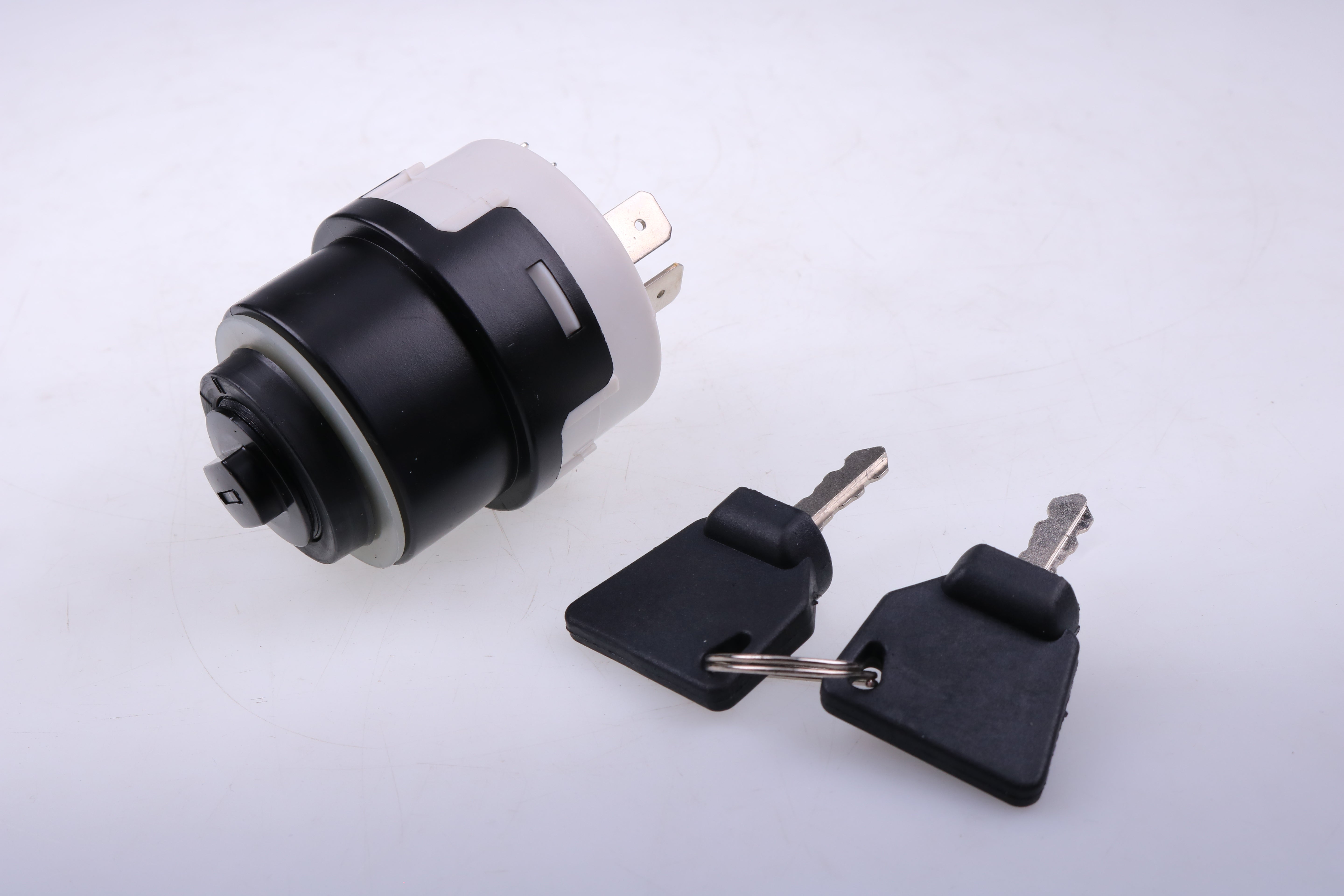 New Ignition Switch 85804674 for Case Light Equipment 555E, 575E, 655E, 675E, B100Blr, B100Btc, B110, B110 Tier 3, B110B, B110Btc