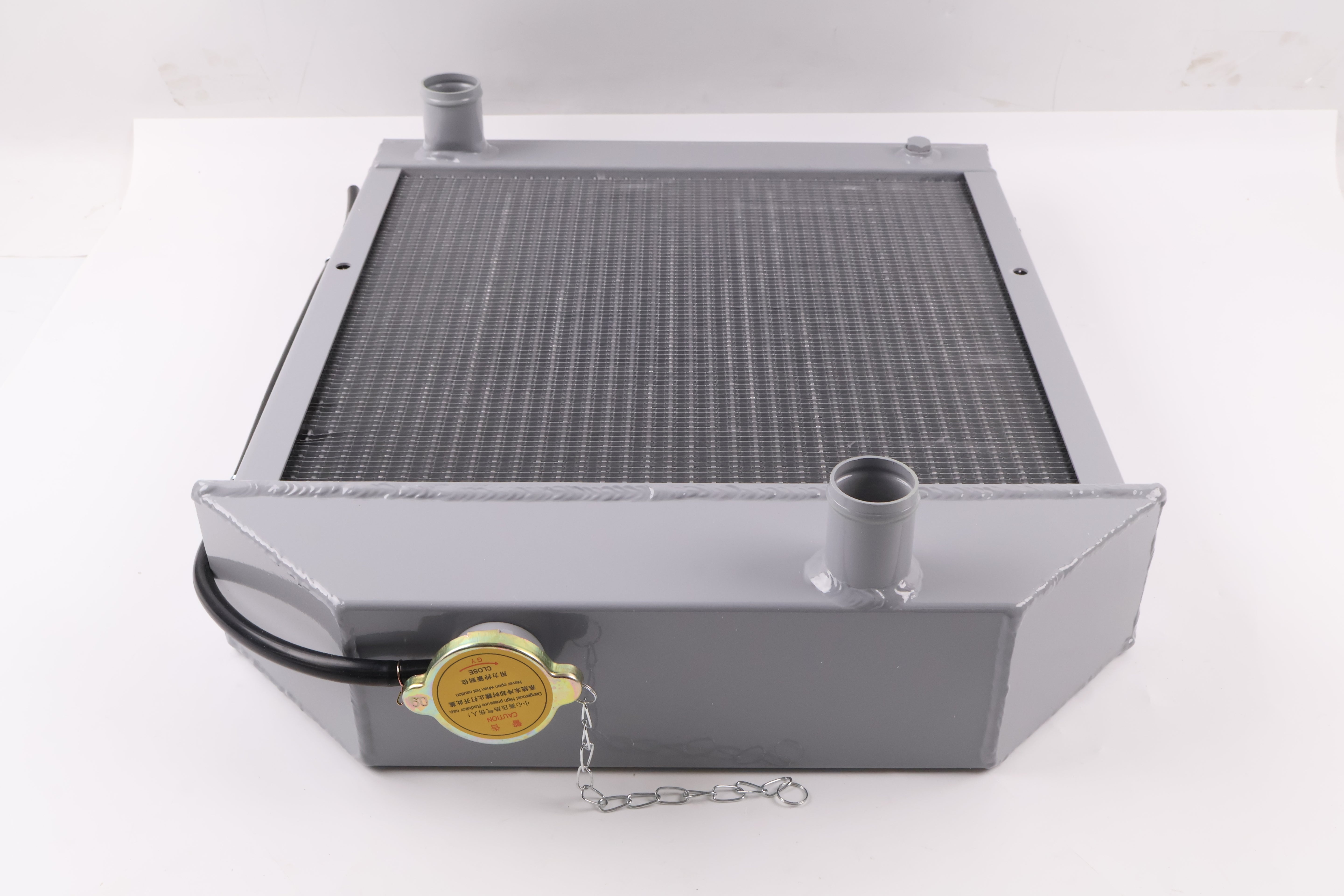 Aftermarket Radiator 86531508 for Ford New Holland Light Equipment 335 340 340A 340B 420 4400 4410 445 445A 450 4500 532