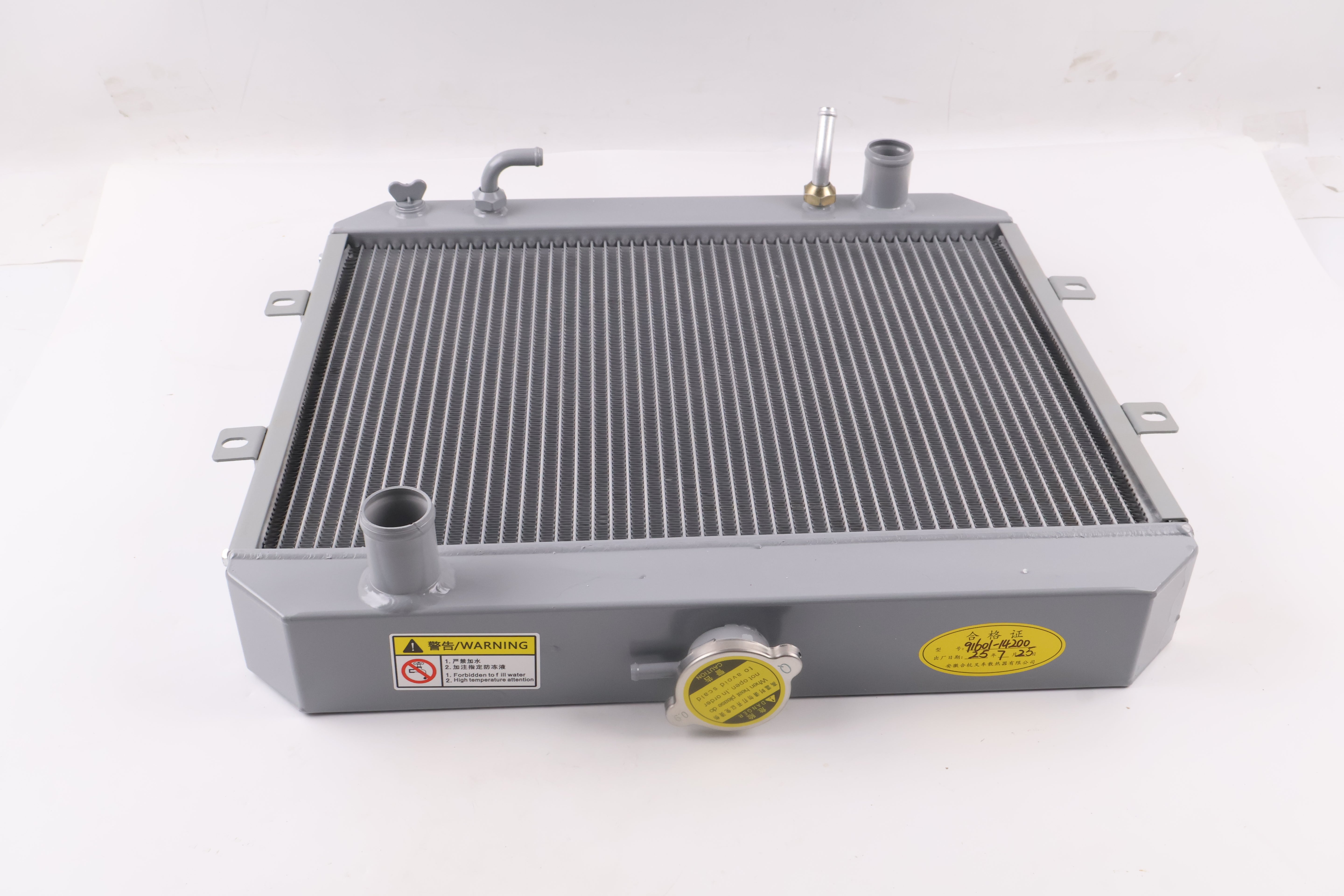 Aftermarket Radiator 91601-04200 for Mitsubishi Engine S4S FD30-35K FG30-35K FC30-35K