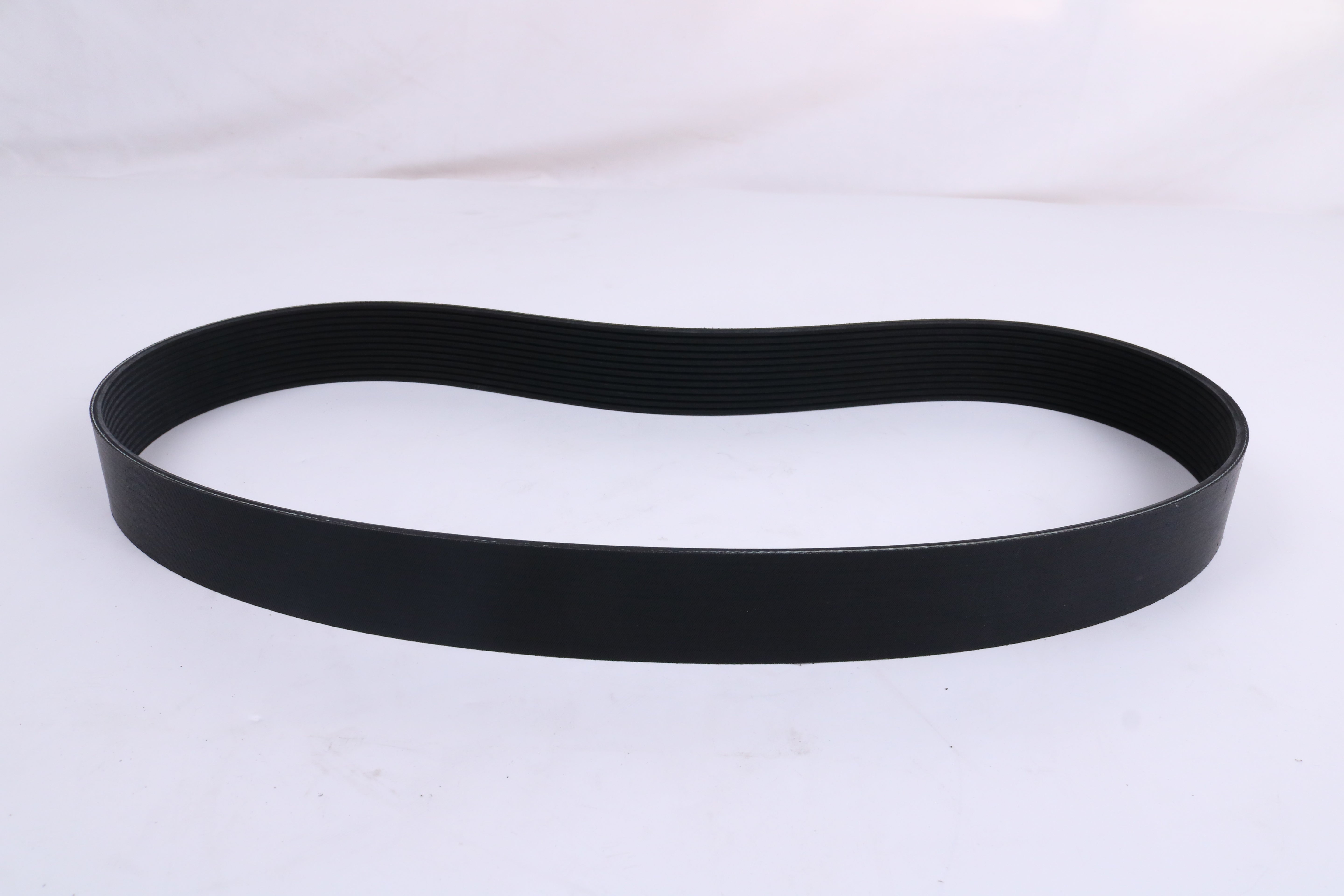 V-Belt 325289A1 for New Holland T9050, TJ480, T9060, TJ500, TJ375, TJ530, T9030, TJ380, TJ425, TJ275, T9040, TJ430, TJ450, TJ325