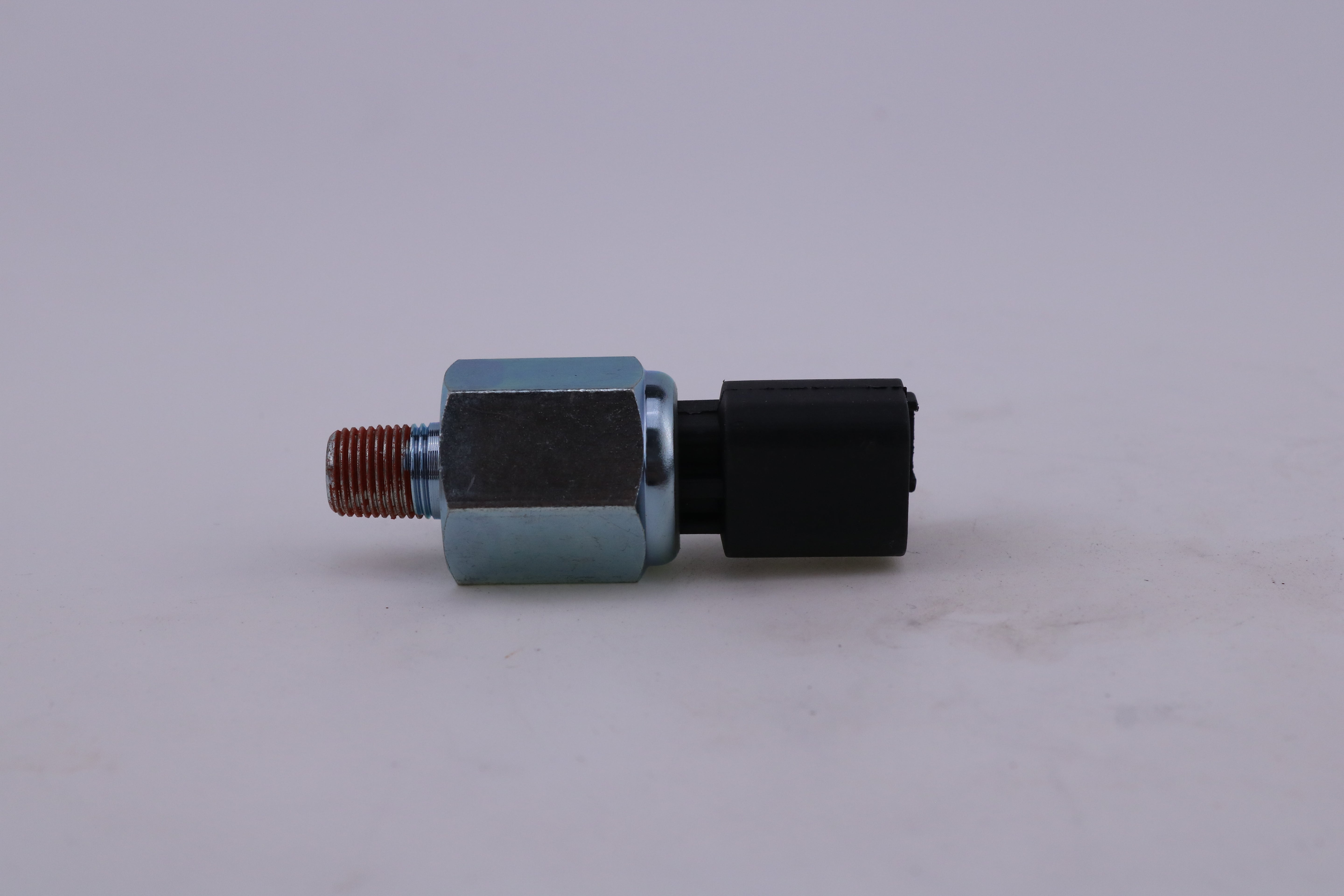 Oil Pressure Sensor 185246280 for Perkins Engine 403D-11 403C-11 404C-22 404C-22T