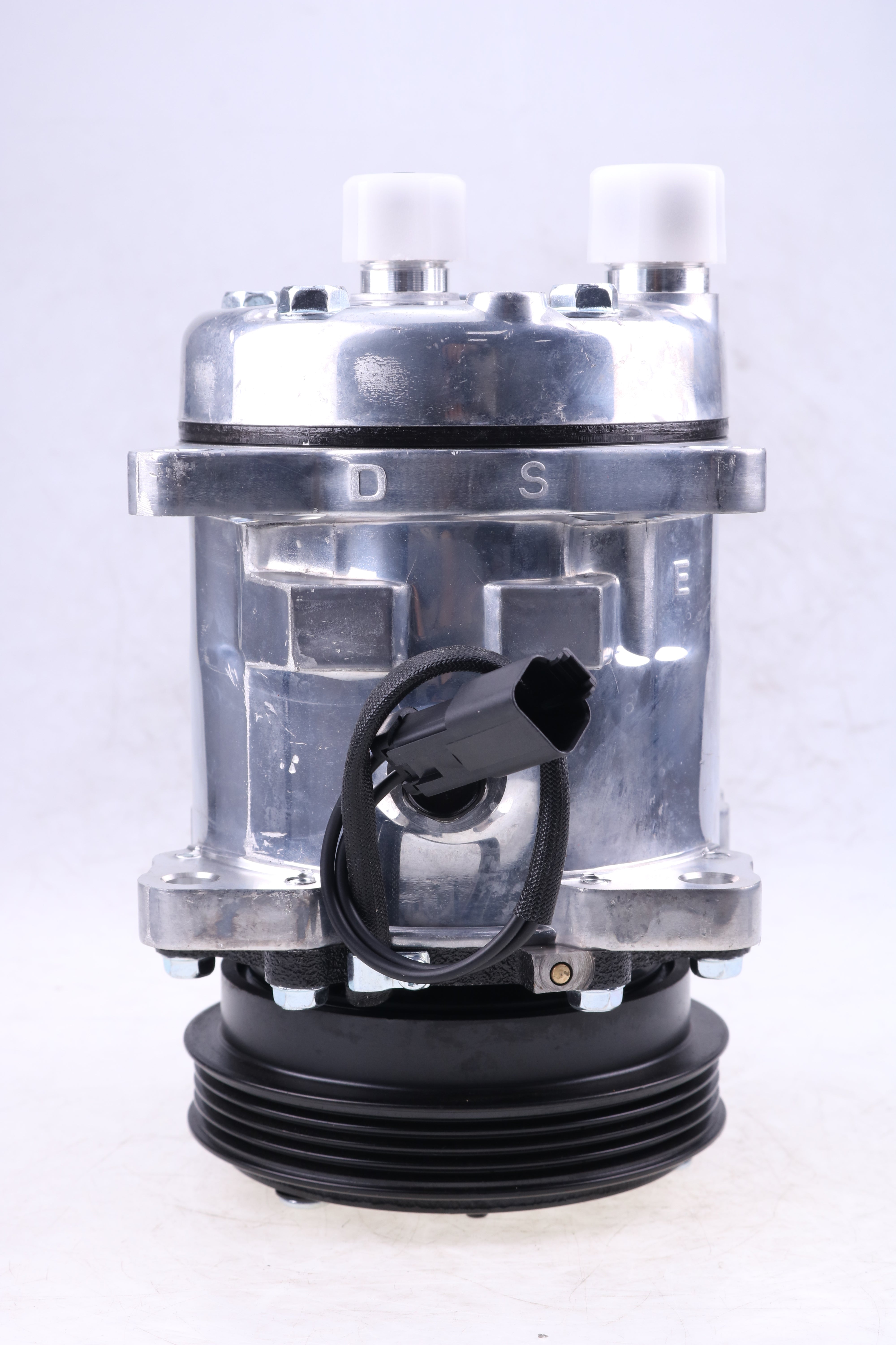 Air Conditioning Compressor 7279139 Fits Bobcat Models S550, S570, S590, S595, S630, S650, T550, T590, T595, T630, T650