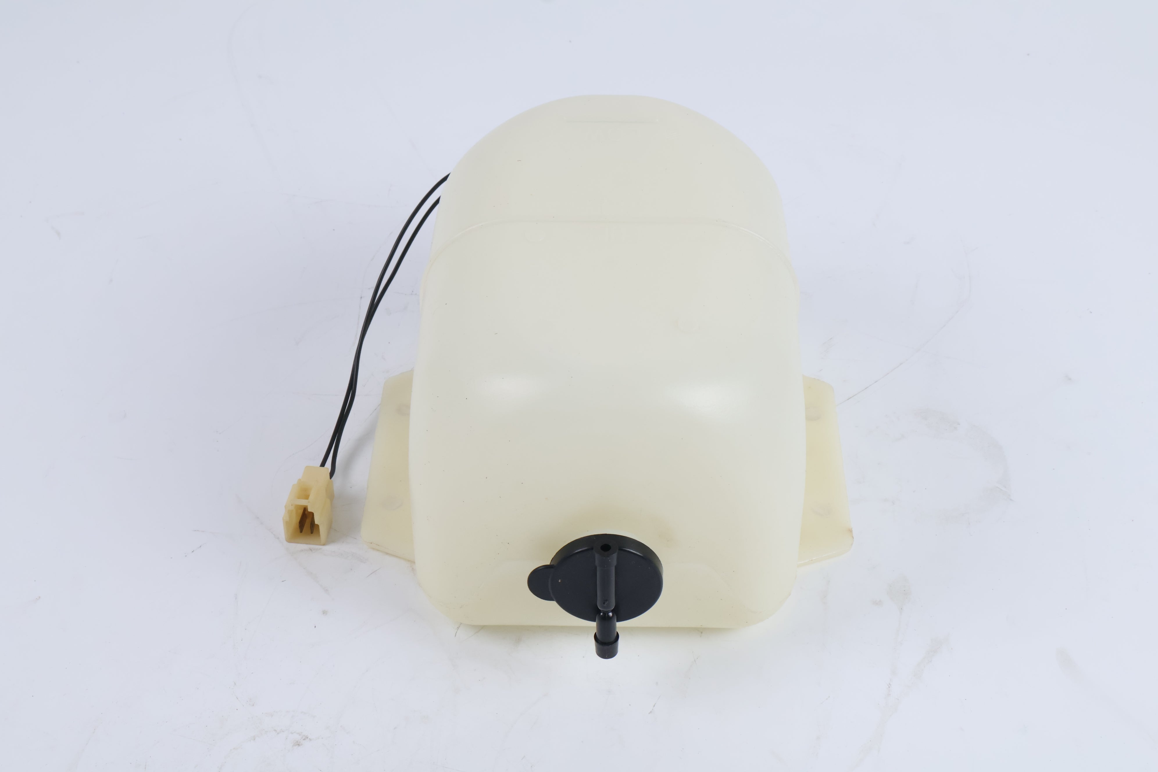 Water Tank Assembly YN05P01041F1 for Kobelco Excavator SK210LC SK210LC-6E SK210LC-8 SK250LC SK250LC-6E SK260-8 SK290LC SK290LC-6E SK295-8