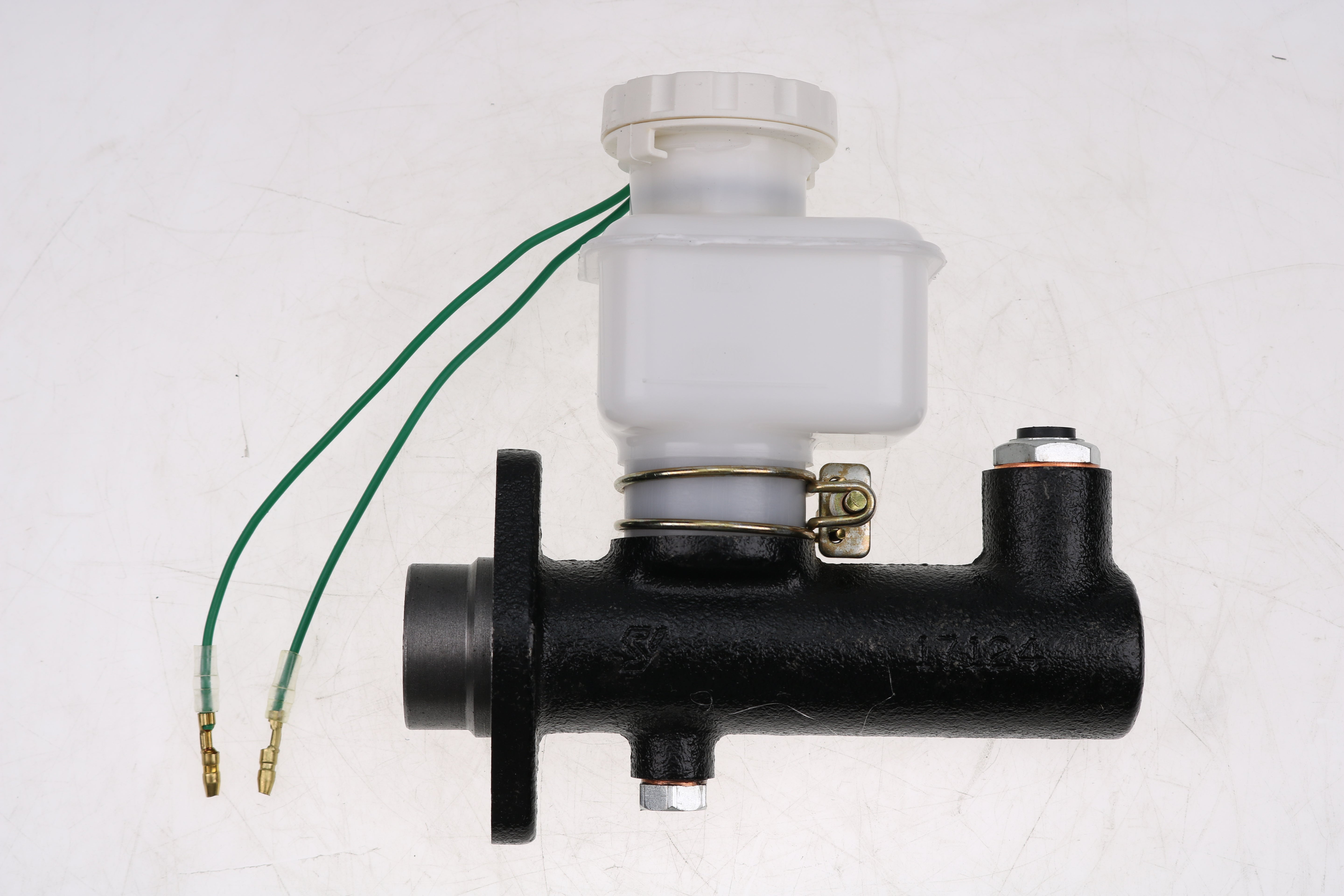 Brake Master Cylinder MY012-8351-00 for Komatsu Fork Lift FD40-5