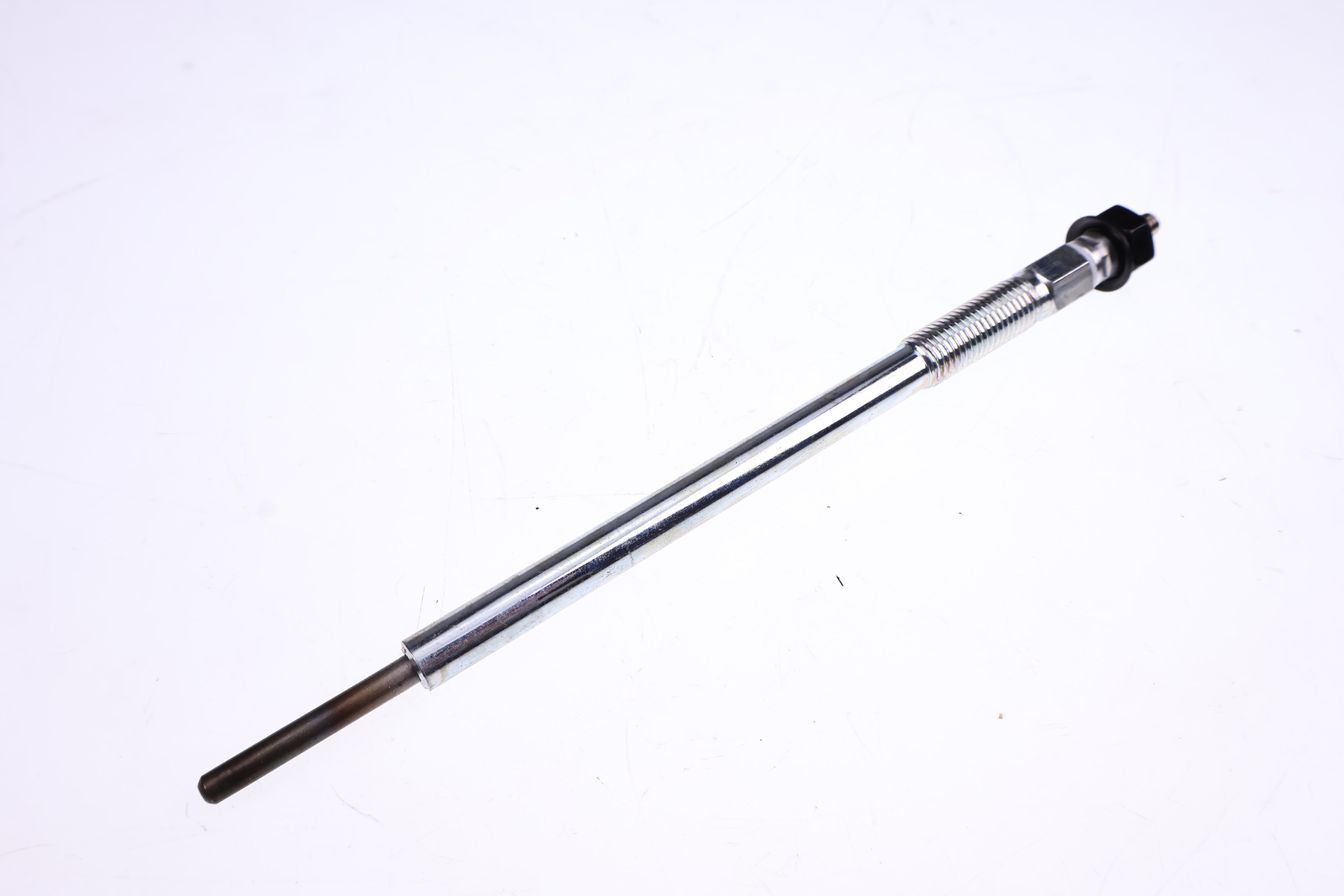 Original Glow Plug 7030400 for Bobcat Loader S510 S530 S550 S570 S590 T550 T590