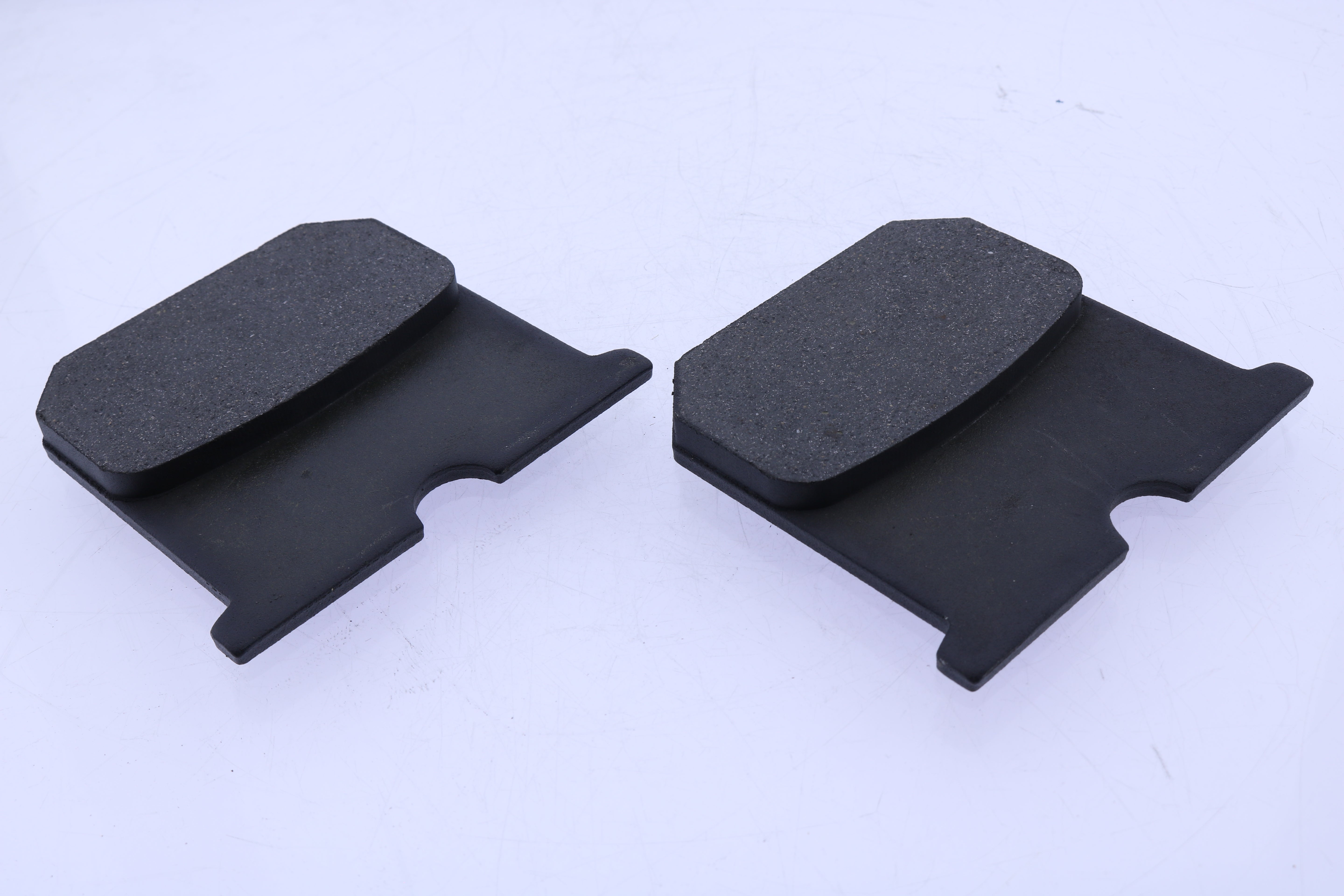 Brake Pad Kit 84252208 Compatible for Case 521E 521F 521G 621E 621F 621G 721D 721E 721F 821E 821F 821G 845B 865B 885B 921F 921G