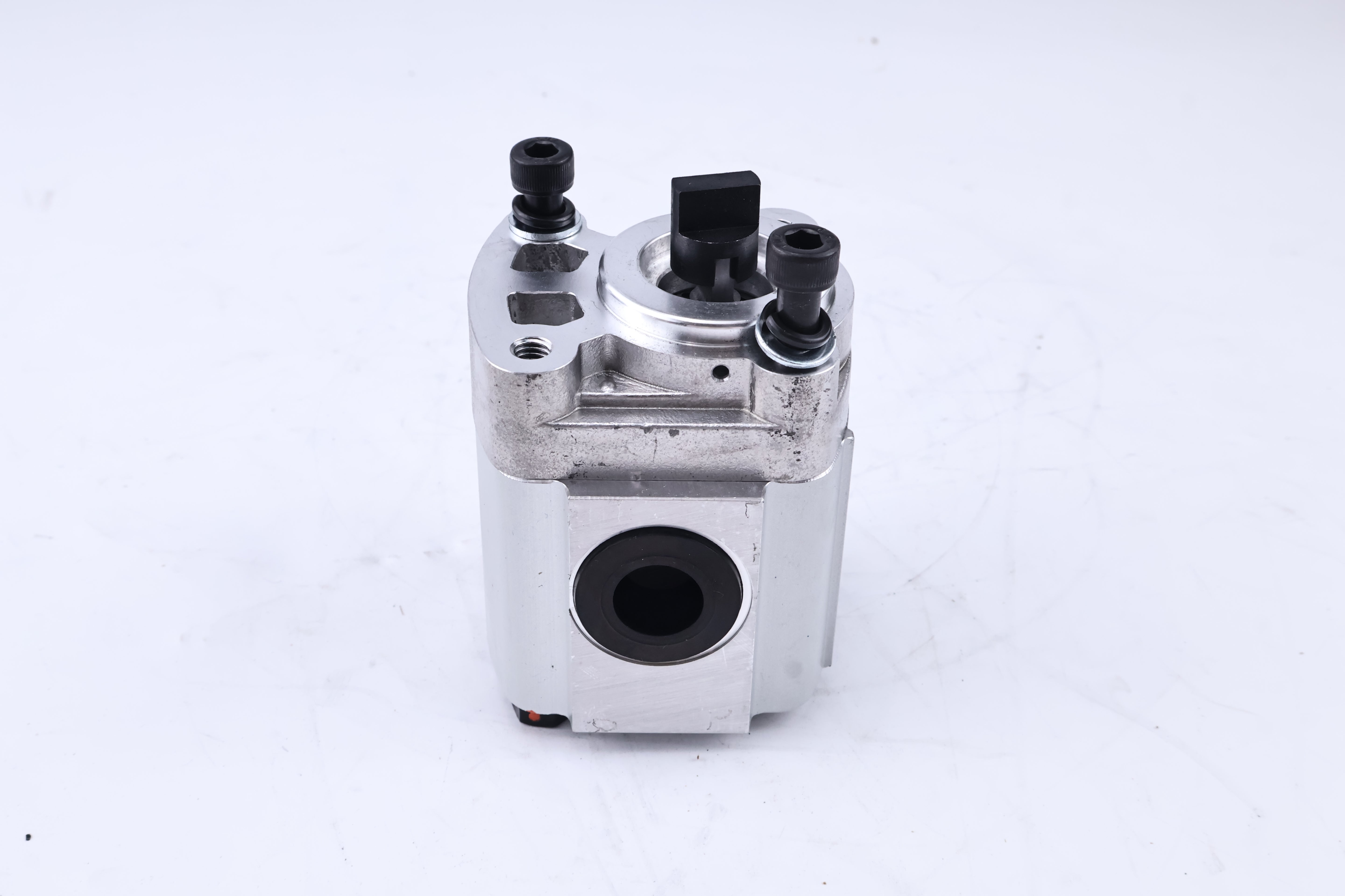 Hydraulic Pump 147661, SJ147661 Fits Skyjack SJIII3220, SJIII3226 , SJIII4620, SJIII4626, and SJIII4632