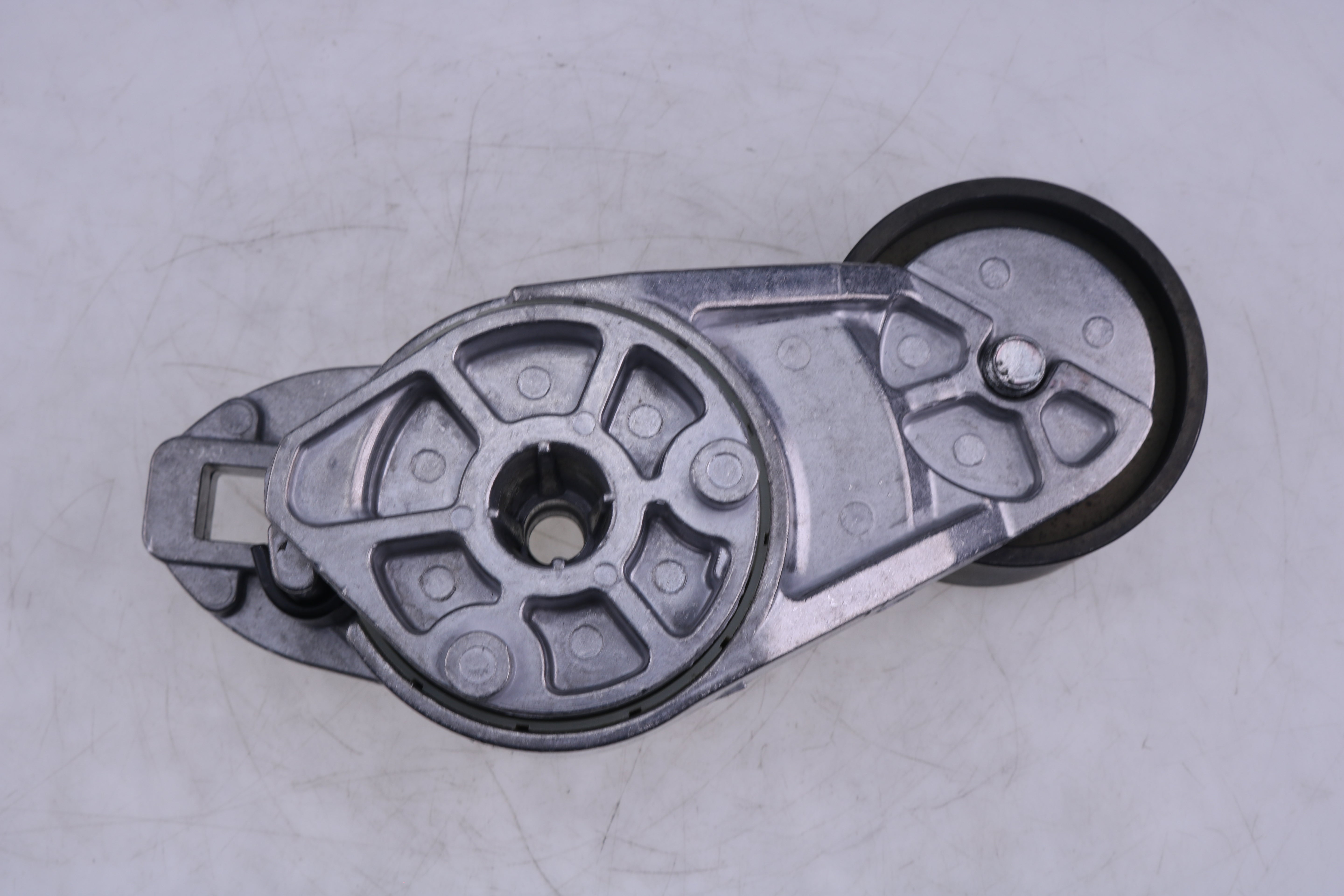 Belt Tensioner 20860873 For Volvo Truck D11 D12 D13 Engine