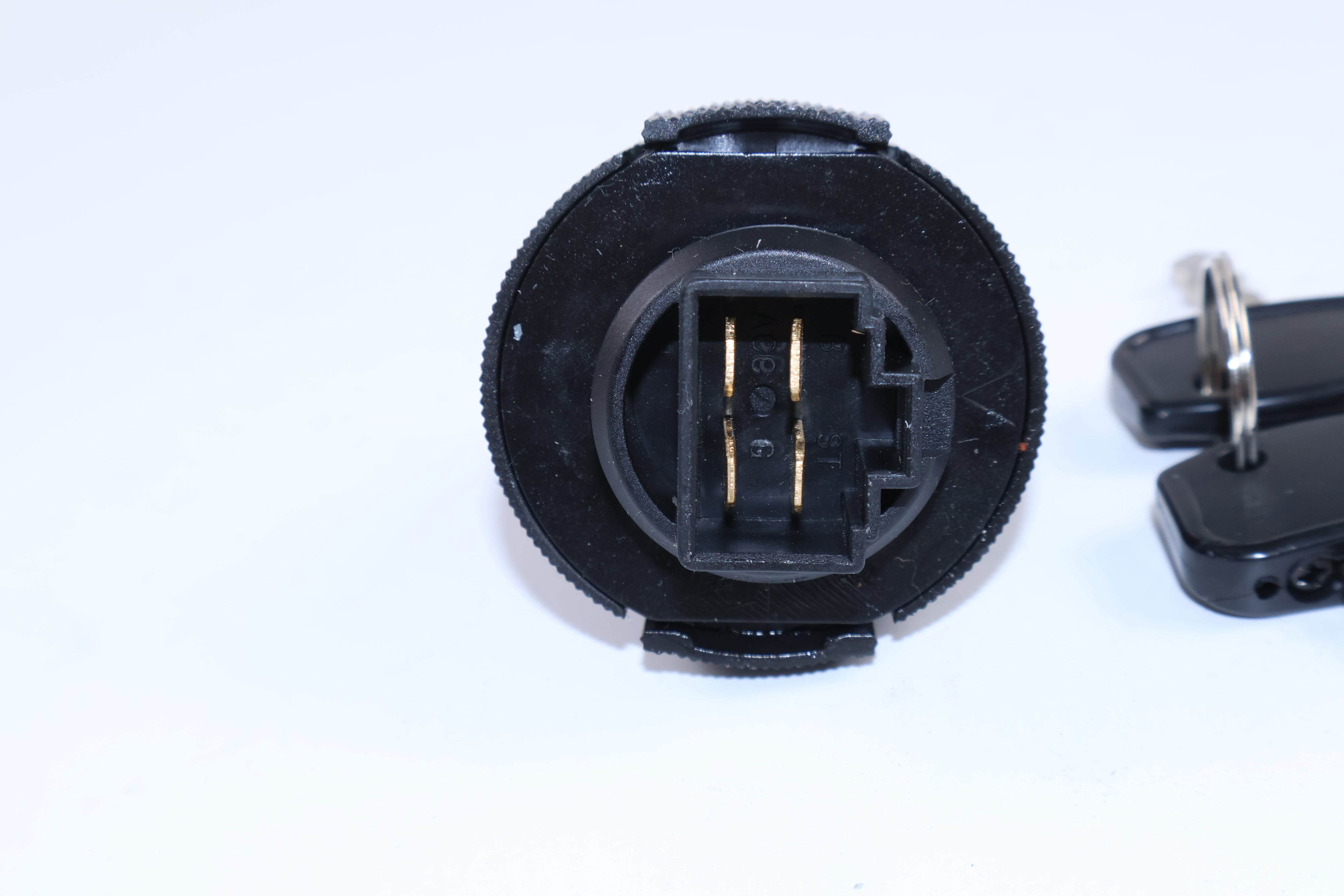 Ignition Switch K7571-62100 for Kubota RTV1140 RTV900 TV900T9 RTV900W6 RTV900W8SE RTV900W9 RTV900XTG RTV900XTR RTV900XTS RTV900XTT RTV900XTW