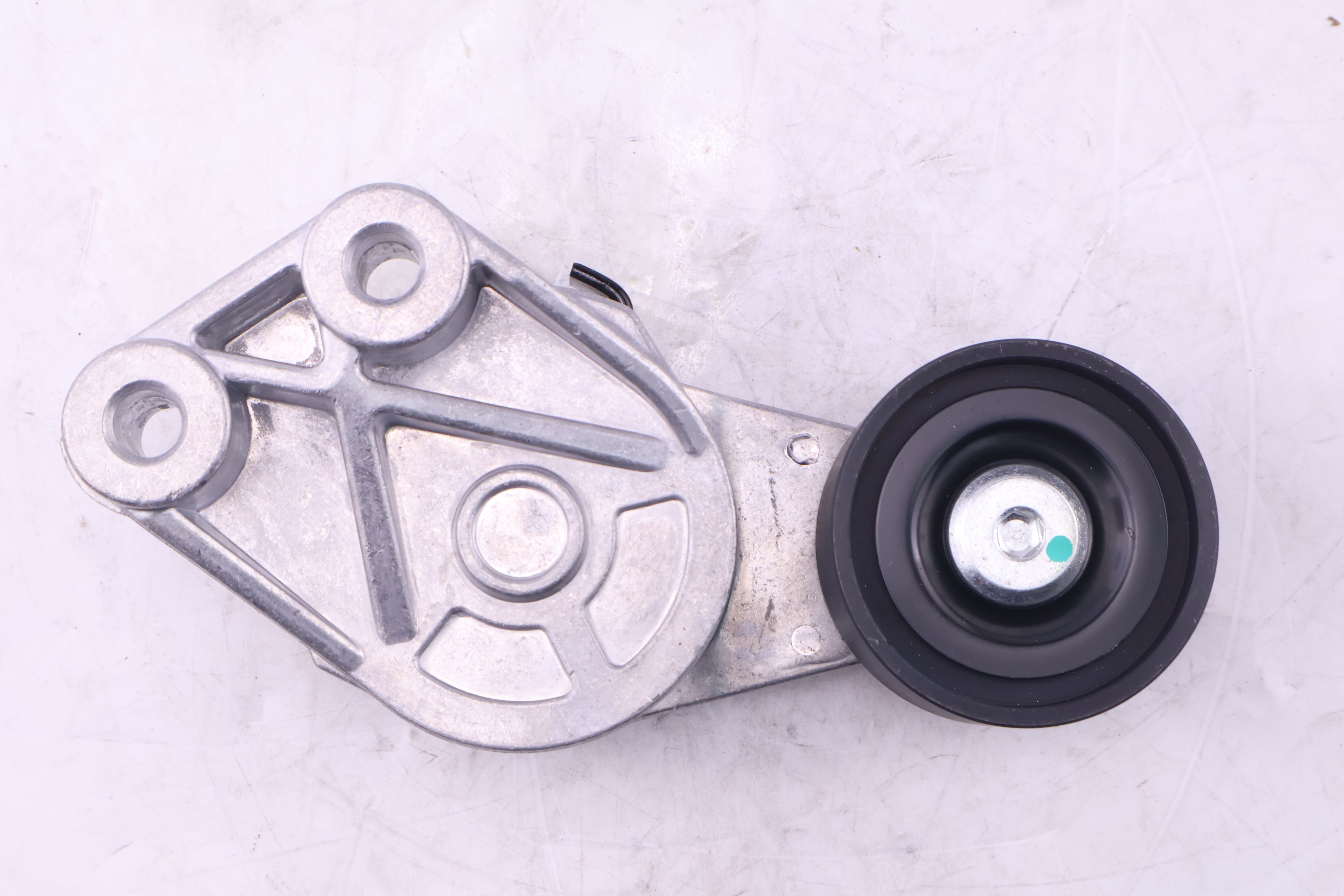 Alternator Belt Tensioner 8149855 20966526 for Volvo Engine D12