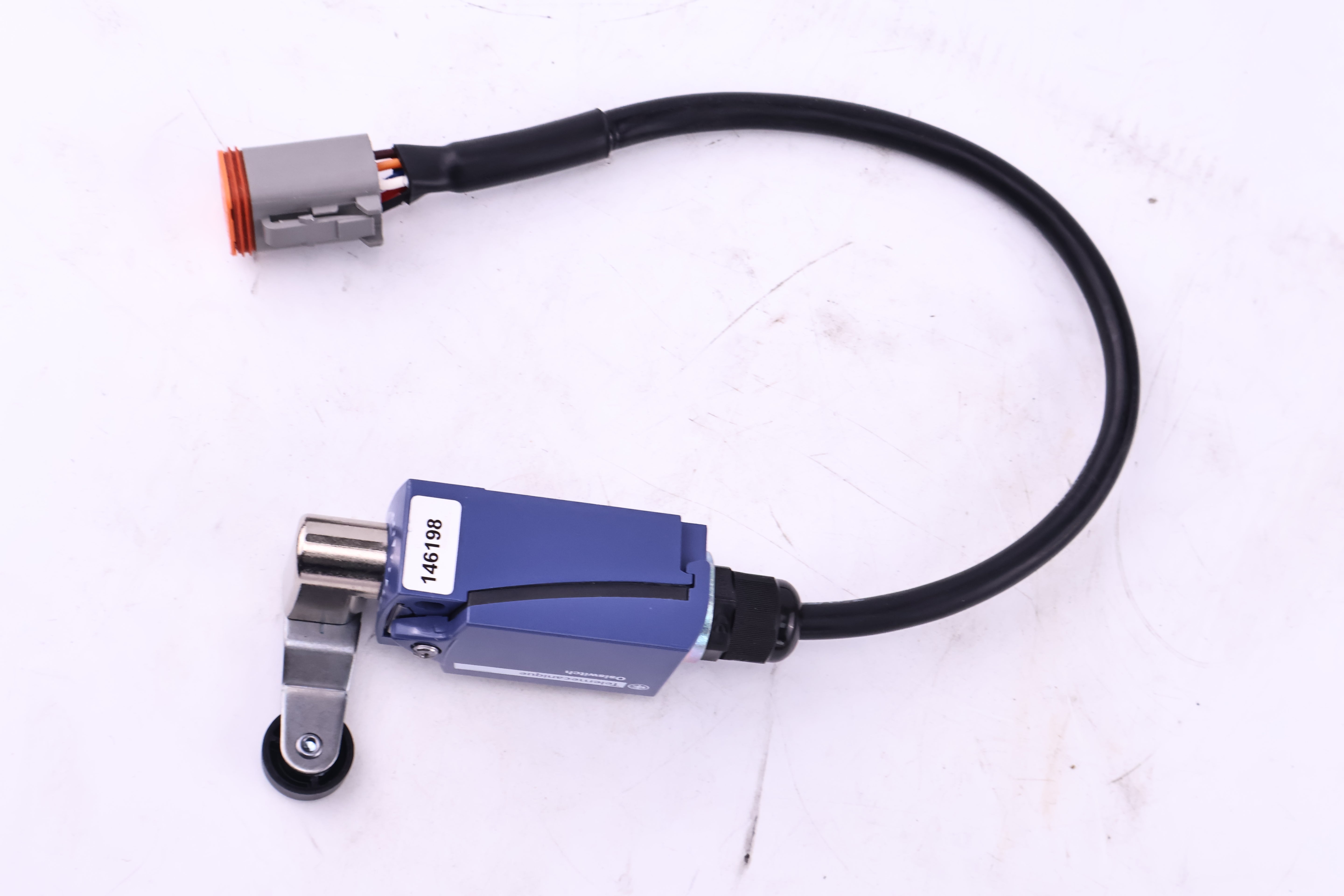 Limit Switch 146198GT for Genie Boom Lift S-100HD S-120HD S-120 S-125 S-100 S-105