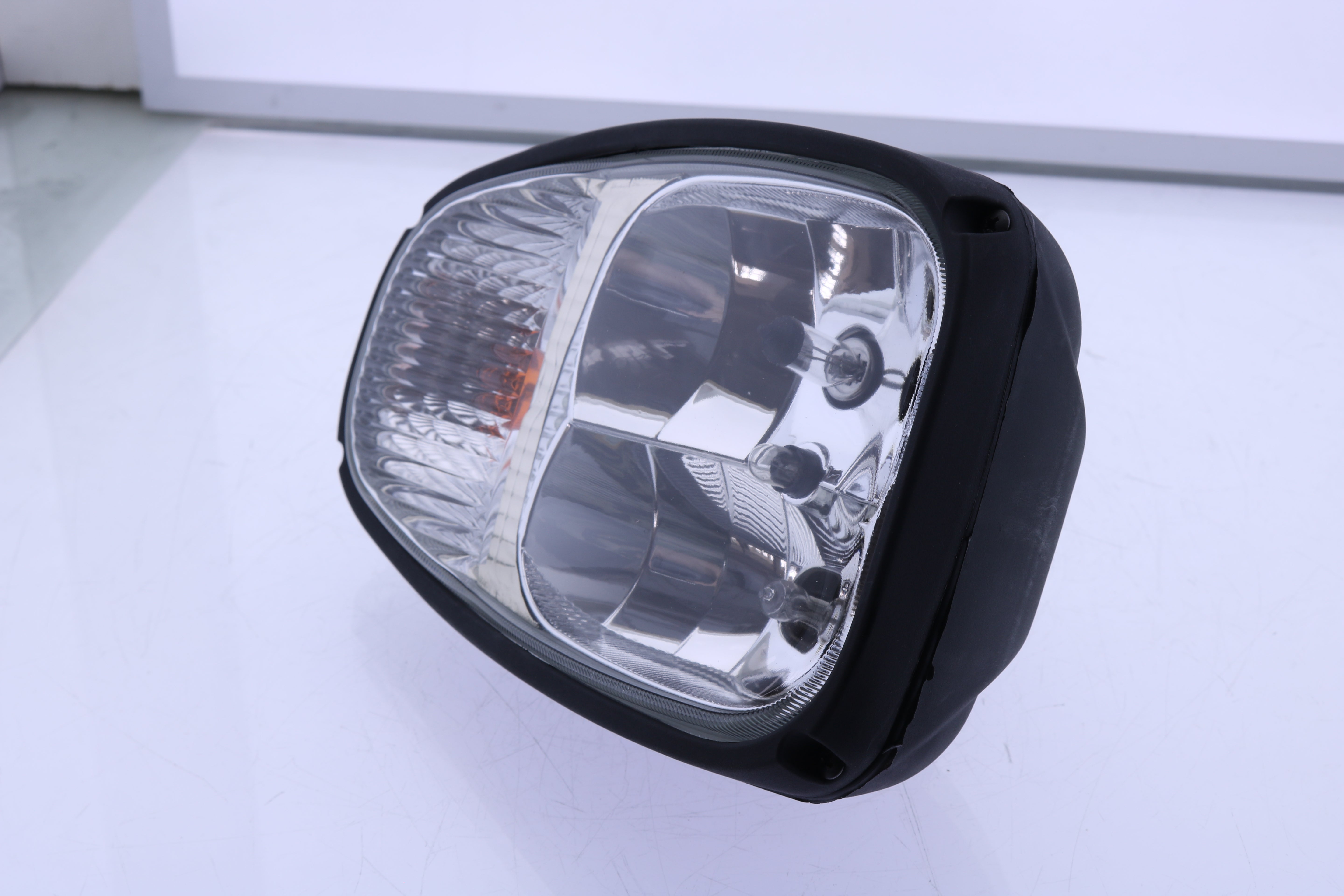 Automotive Light RH 700/50193,700/50195 for JCB 214 215 216 217 3C 3CX 3D Backhoe Loader