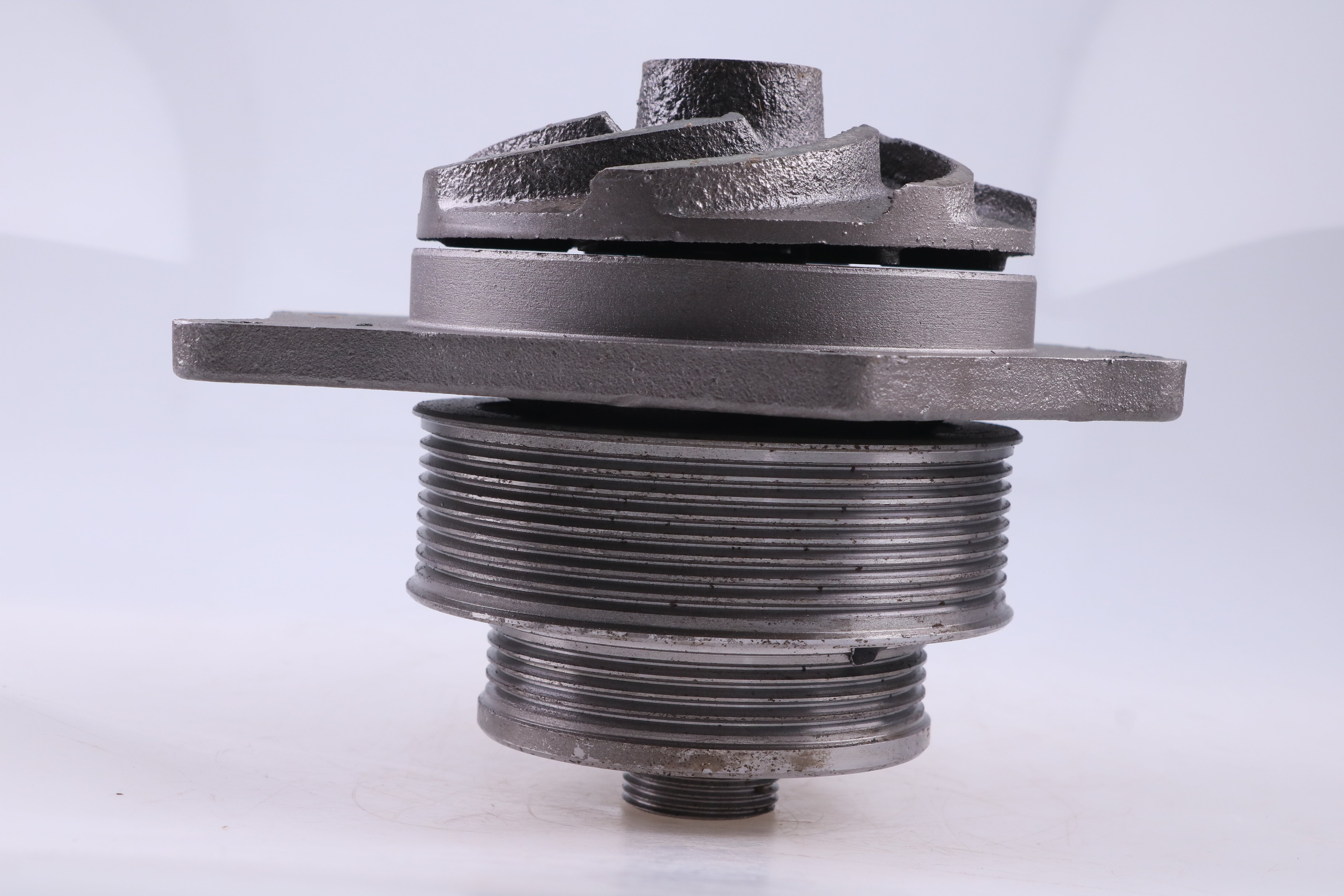 Water Pump 87801637 82847714 87840689 for CASE Tractor WDX1701