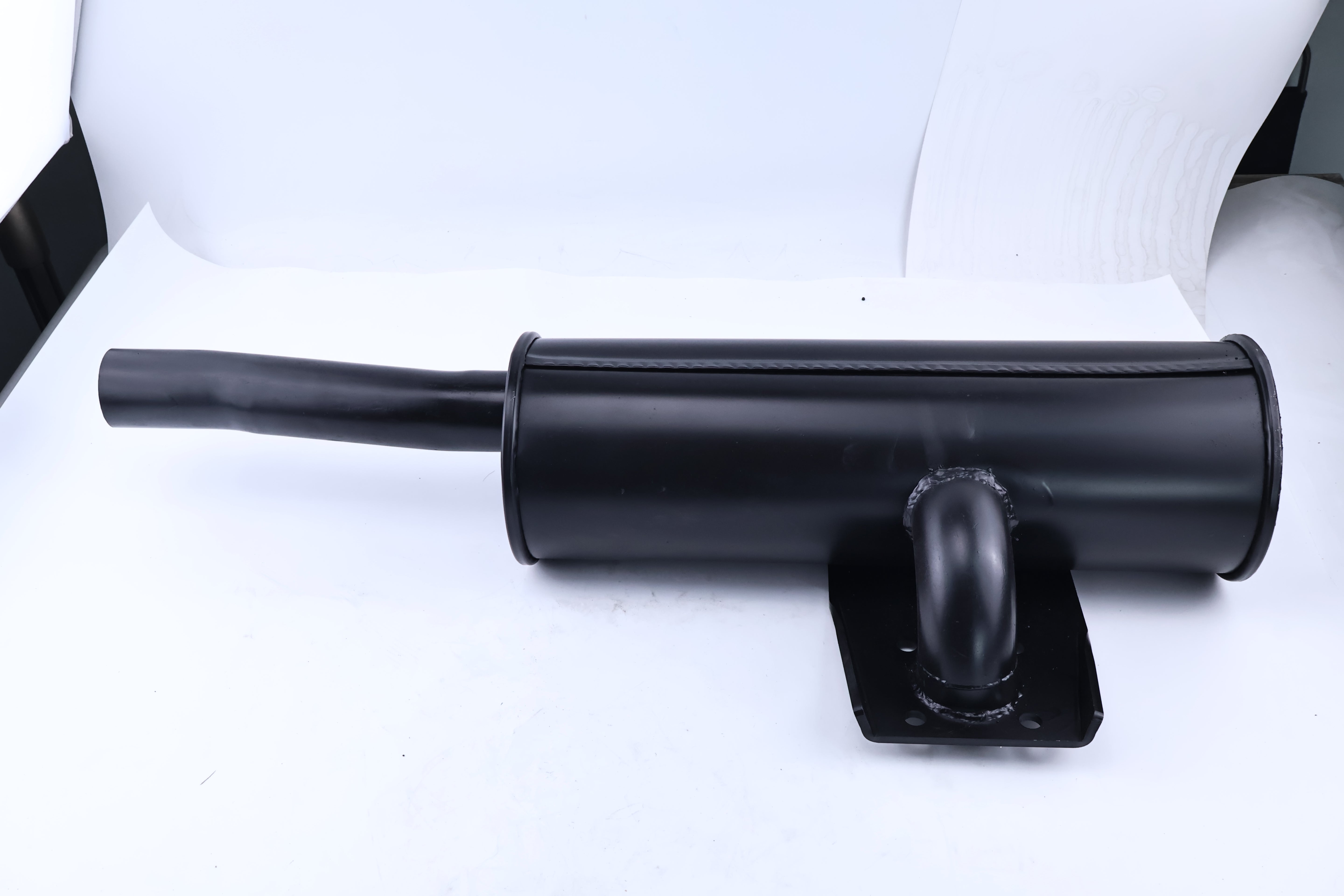 Muffler A189113 D126952 for CASE Skid Steer Loader 1845C 1840