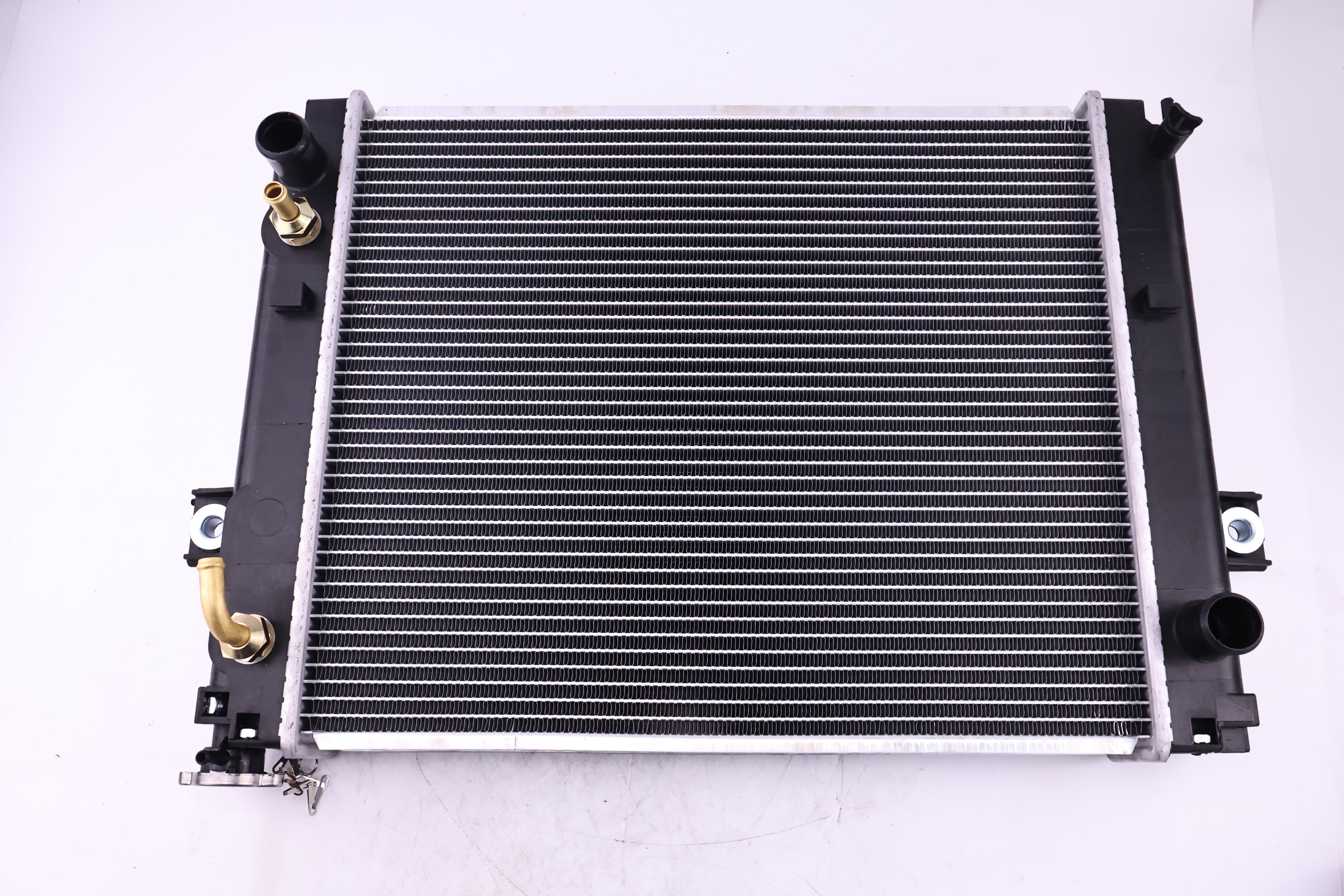 Water Tank Radiator 16420-U2170-71 for Toyota Engine 1DZ 4Y Forklift 7FDU20 7FDU25 7FGU20 7FGU25