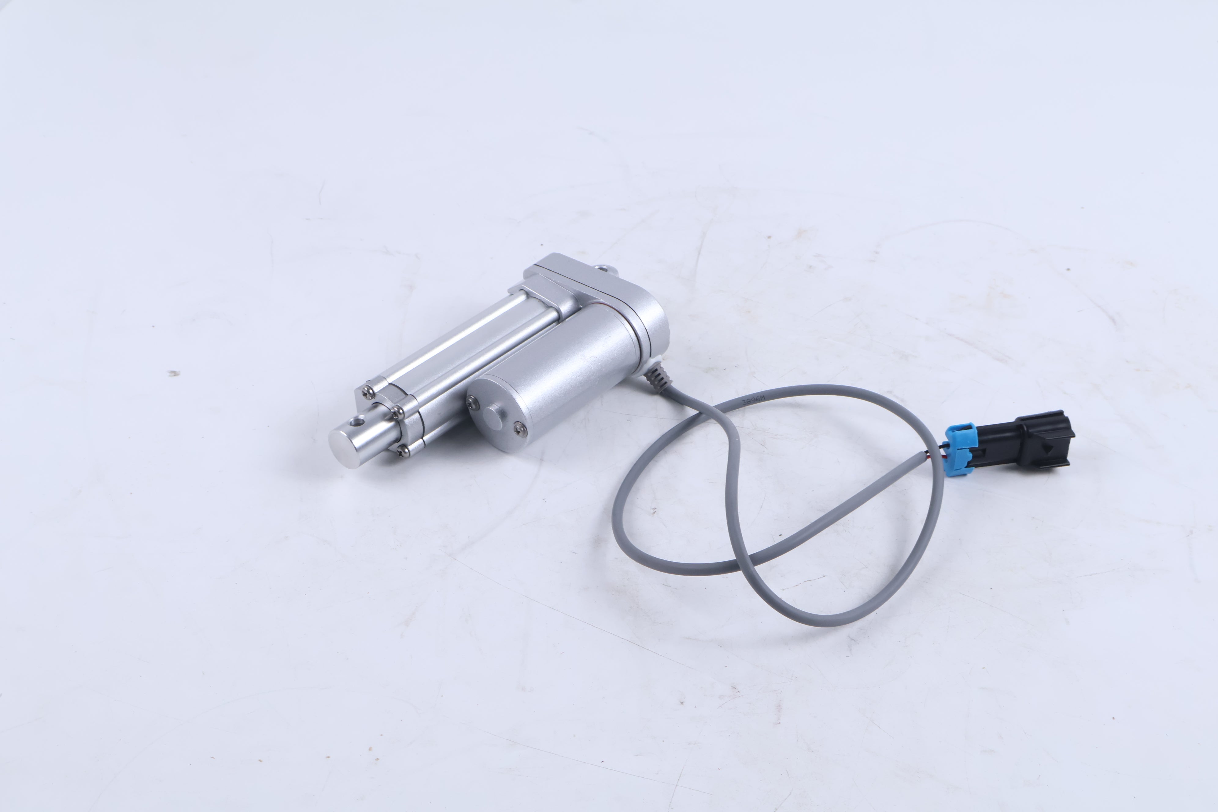 Aftermarket Actuator 84440048 for CNH Combine CR9040 CR9060 CR9070 CR9080 CX8080 CX8090 7010 7120 7230 8010 8120 8230 9010 9120 9230