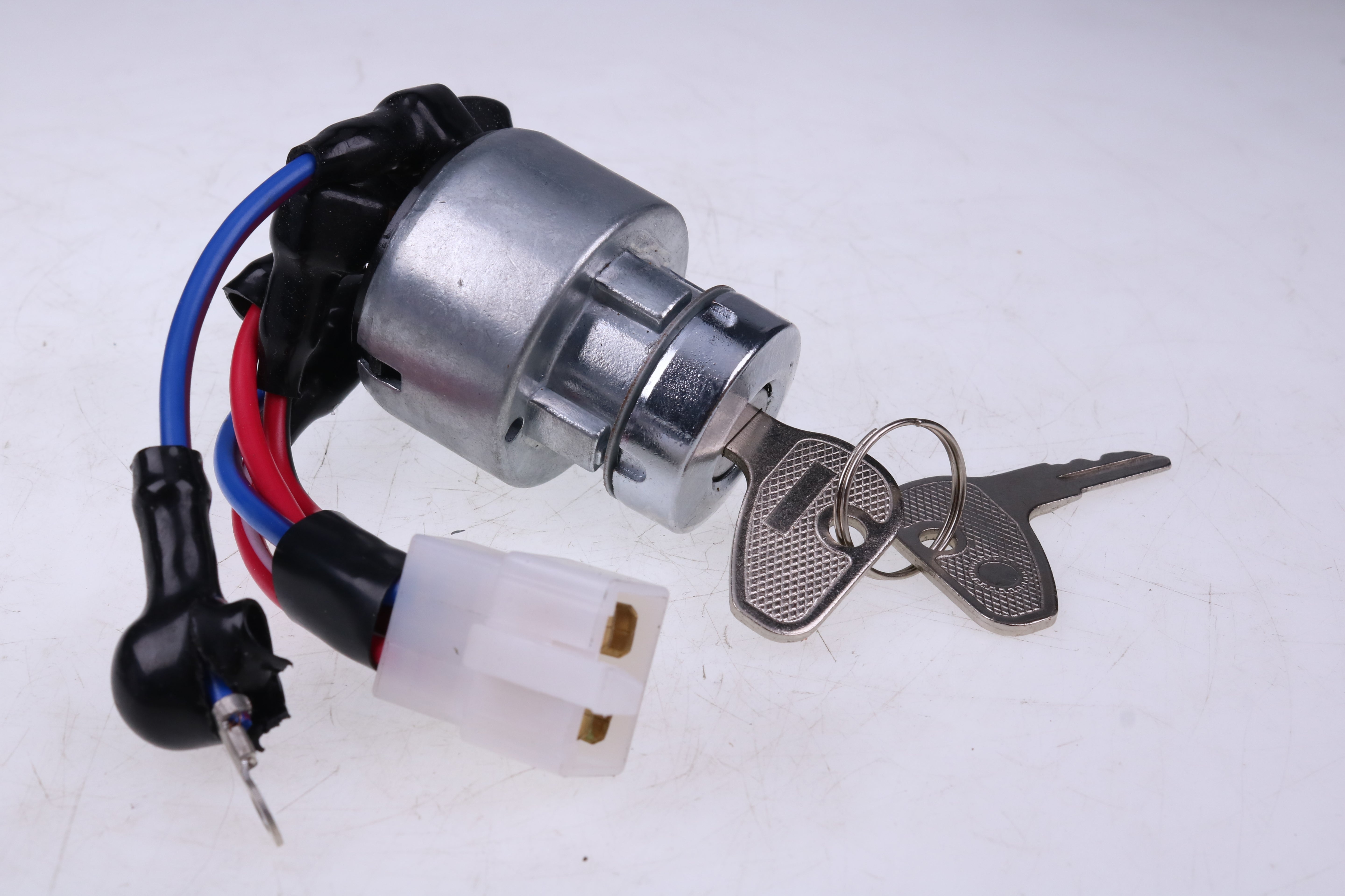 Ignition Switch With Keys 35260-31800 for Kubota Tractor L235 L275 L2350DT