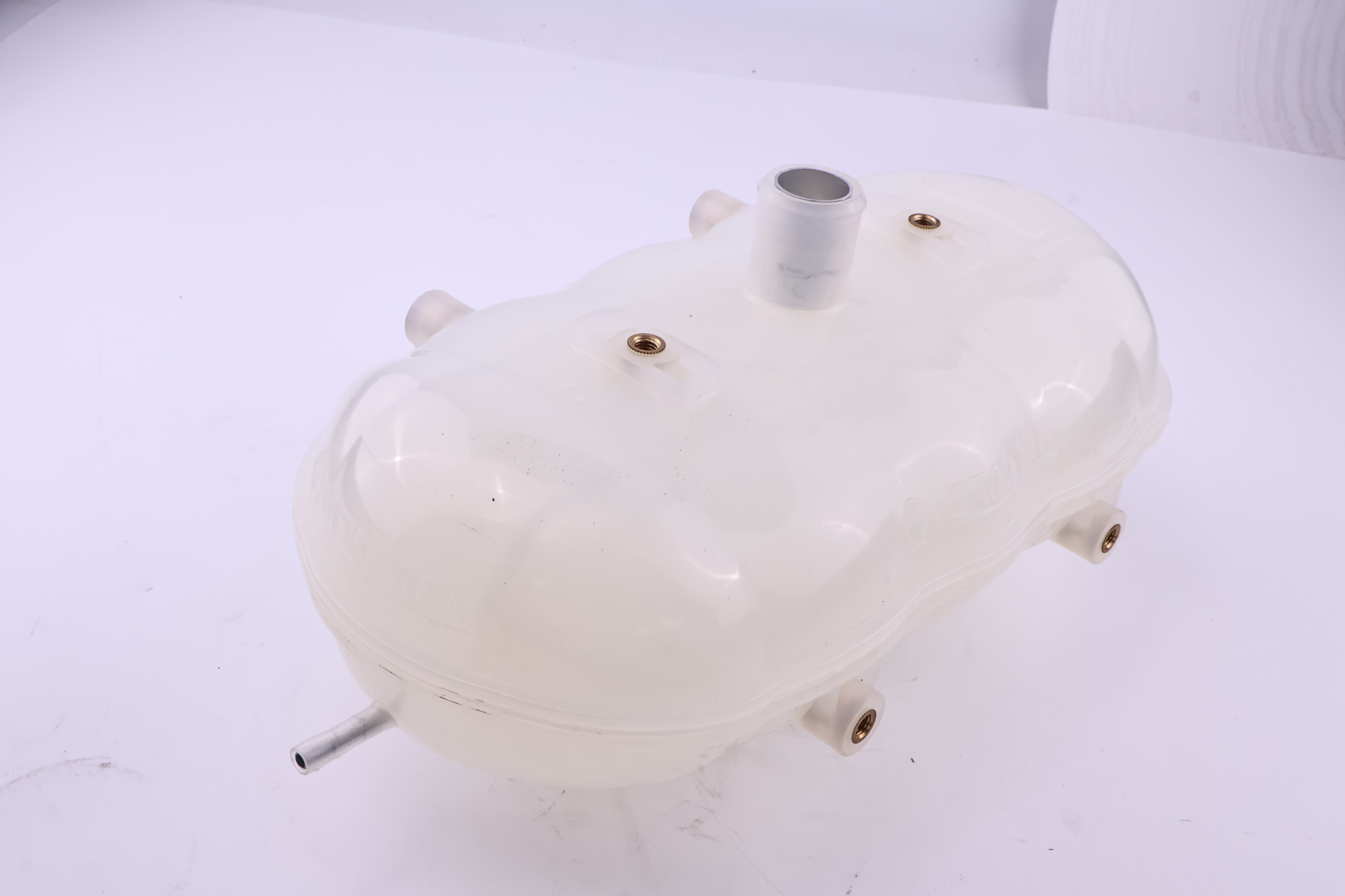 Cooling Kettle AT322958 Fit for John Deere Loader 316GR, 317G, 318E, 318G, 319E, 320E, 323E