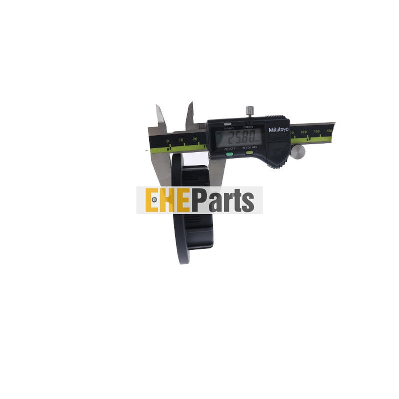 Aftermarket New Coolant Tank Cap 6733429 for Bobcat T40140 T40180 TL360 TL470 TL470HF 5600 5610