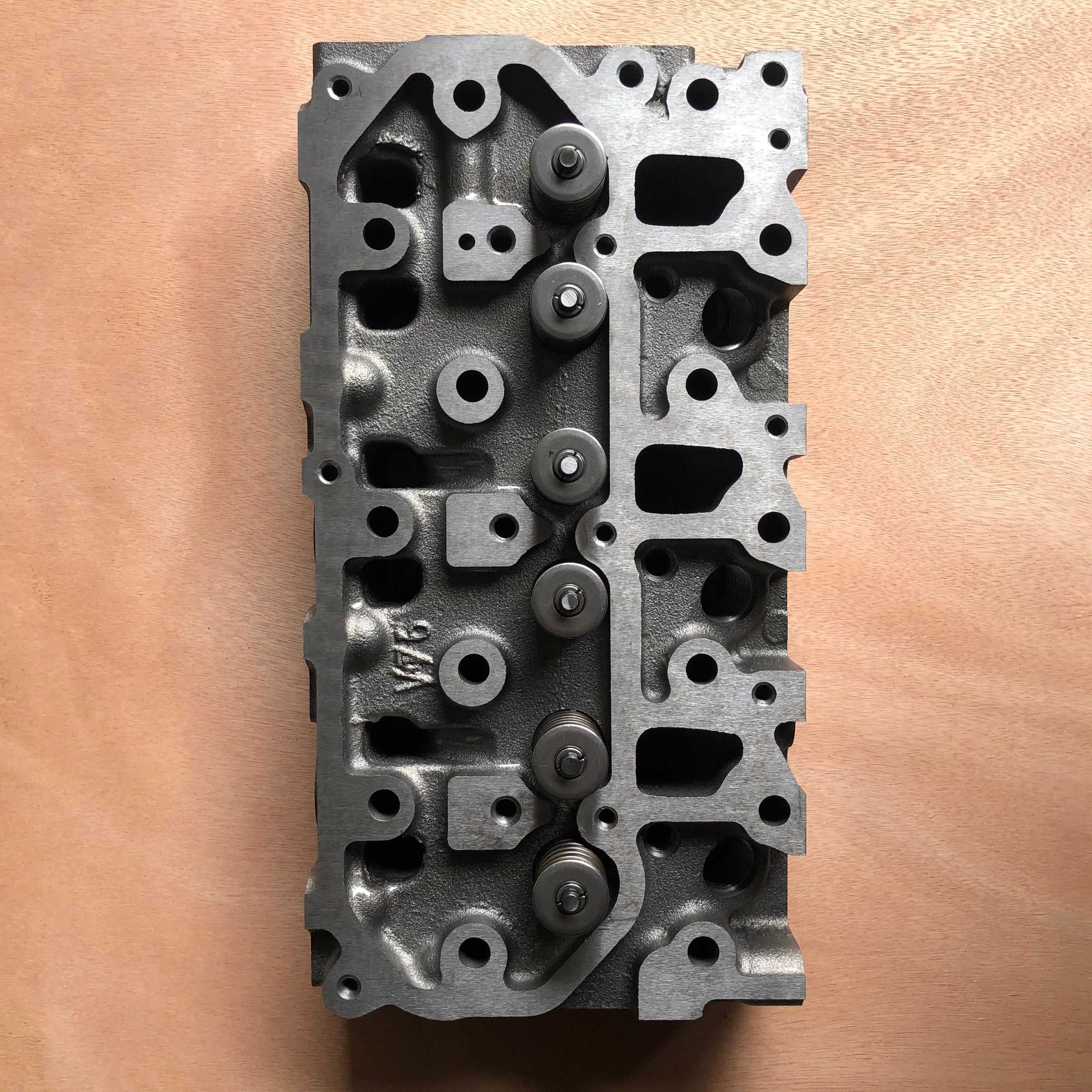 Aftermarket Cylinder Head 119717-11740 for Yanmar 3TNV76 Engine