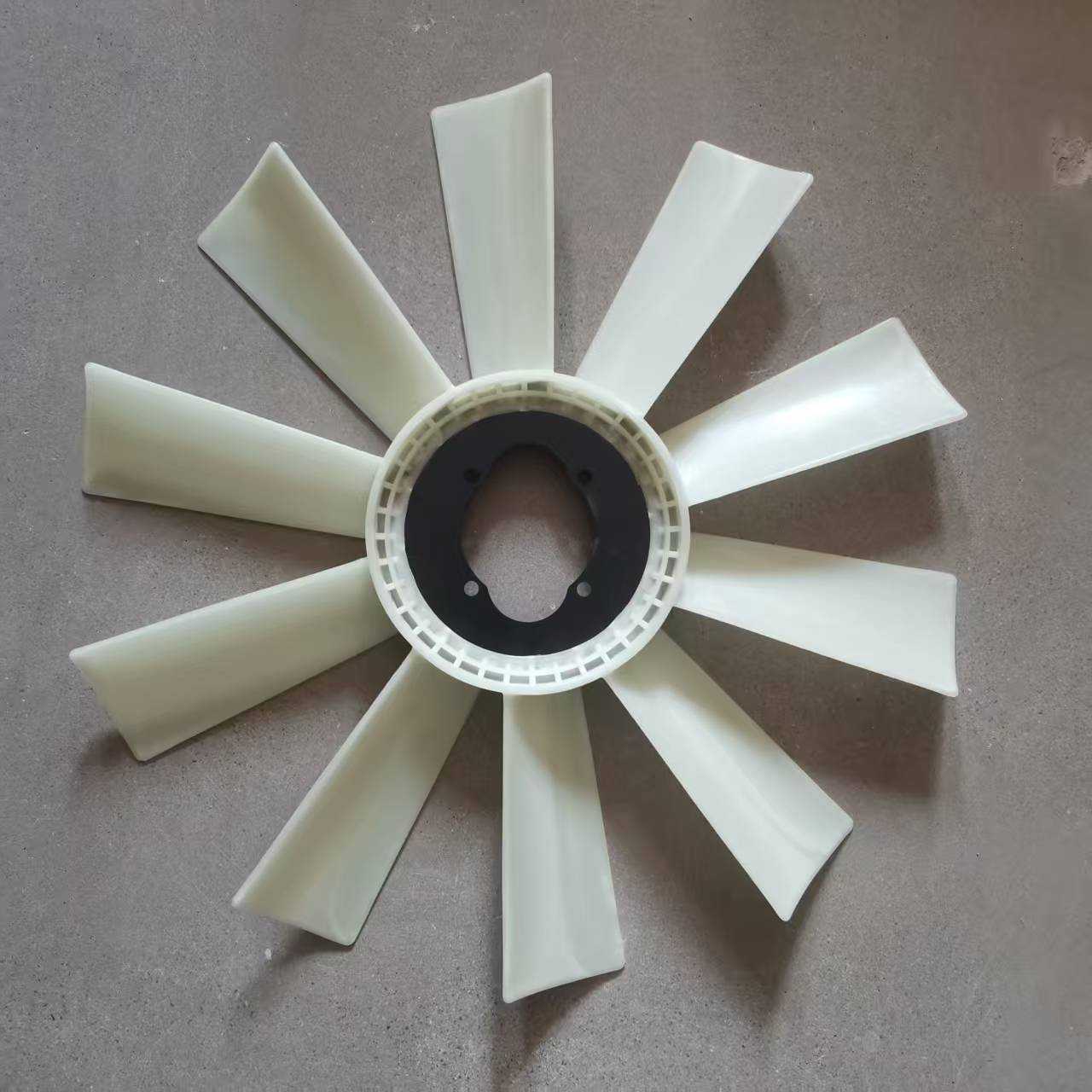 Fan Blade 4391547M91 for Massey Ferguson Tractor 4708 296 297 299 9150 9170