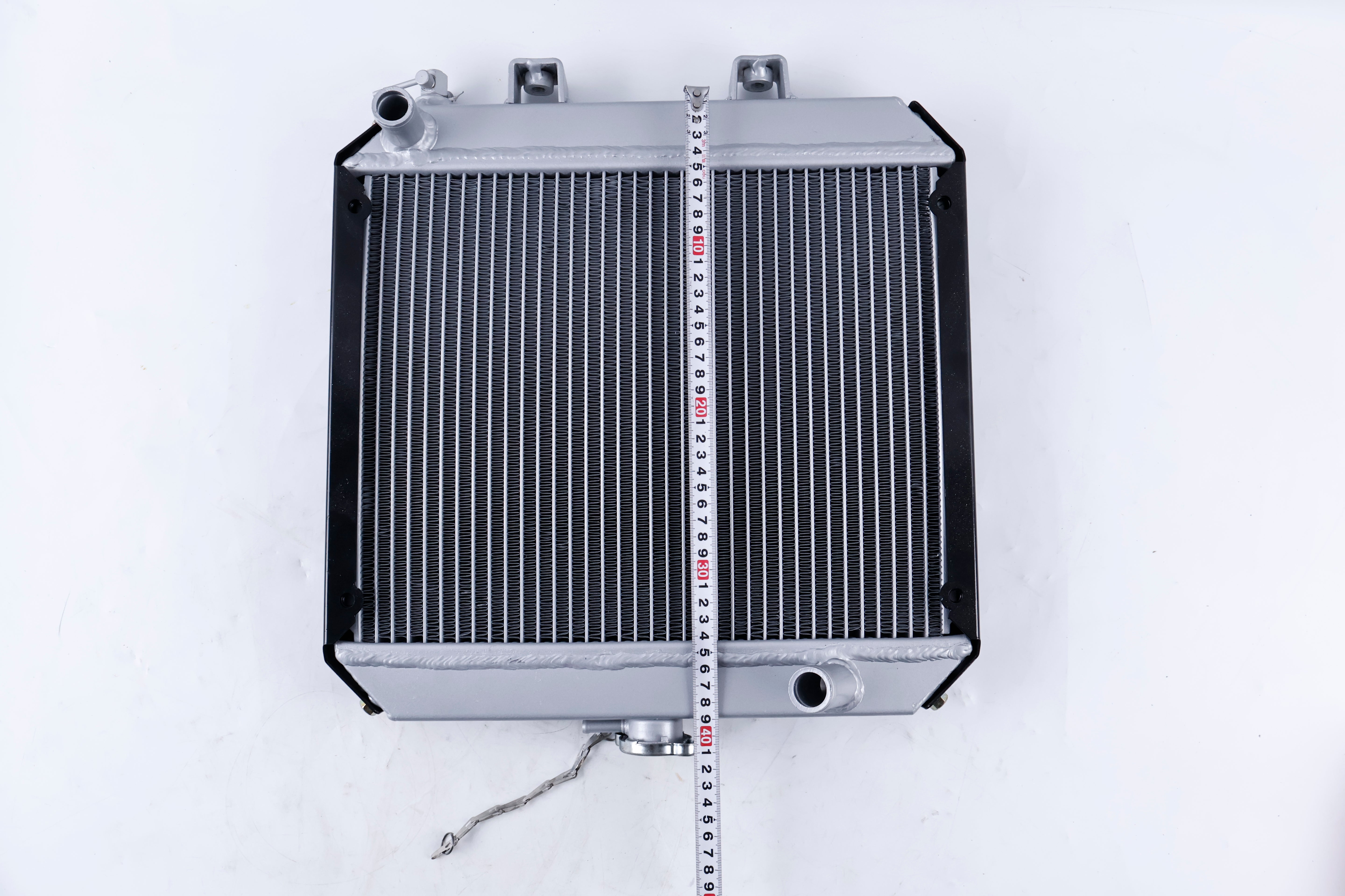 Aftermarket Water Radiator 15531-72060 for Kubota Tractor B5200D B5200E B6200D B6200E B7200D B7200E