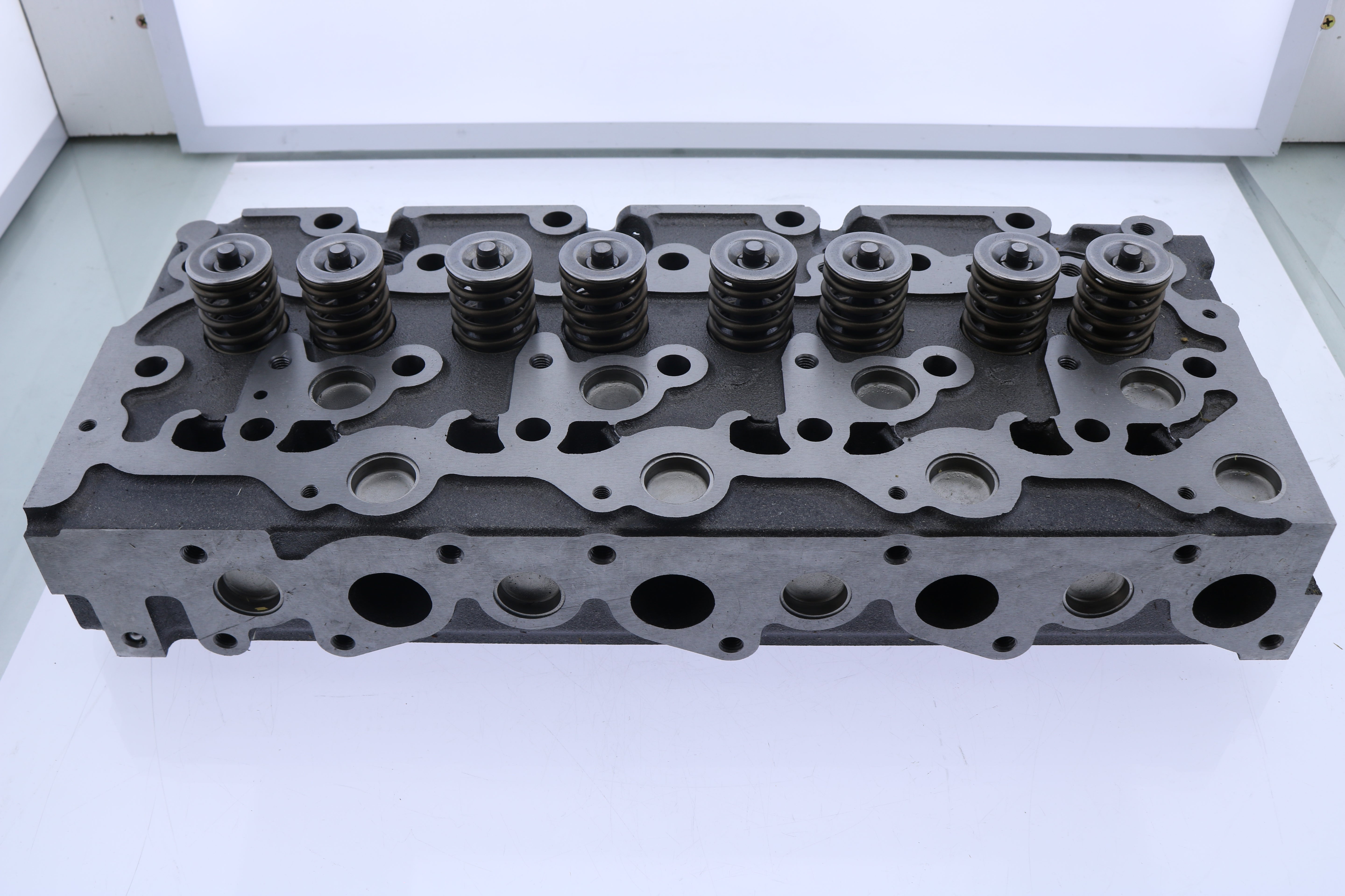 Aftermarket Cylinder Head 1J854-03040 for Kubota MX5100DT MX5100F MX5100H