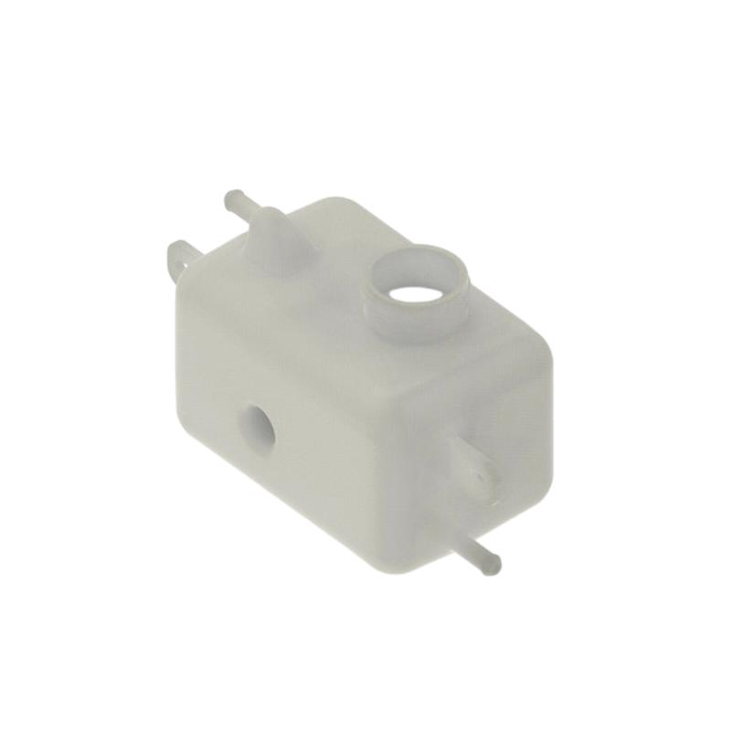 Aftermarket Radiator Reservoir TR111305 LVU29621 for John Deere Tractor