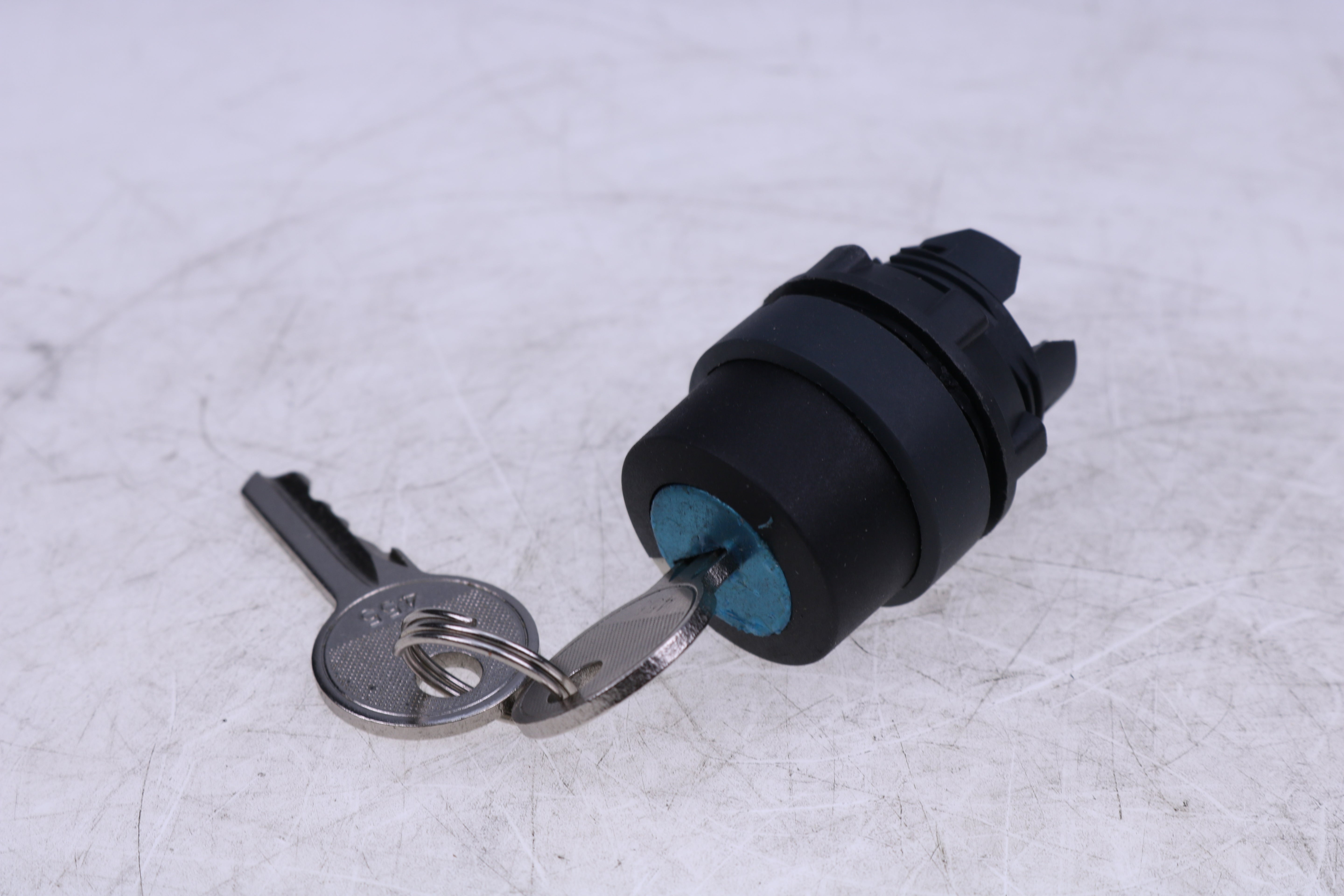 Ignition Switch 66811GT for Genie GR-08 GR-12 GR-15 GS-2046 GS-2646