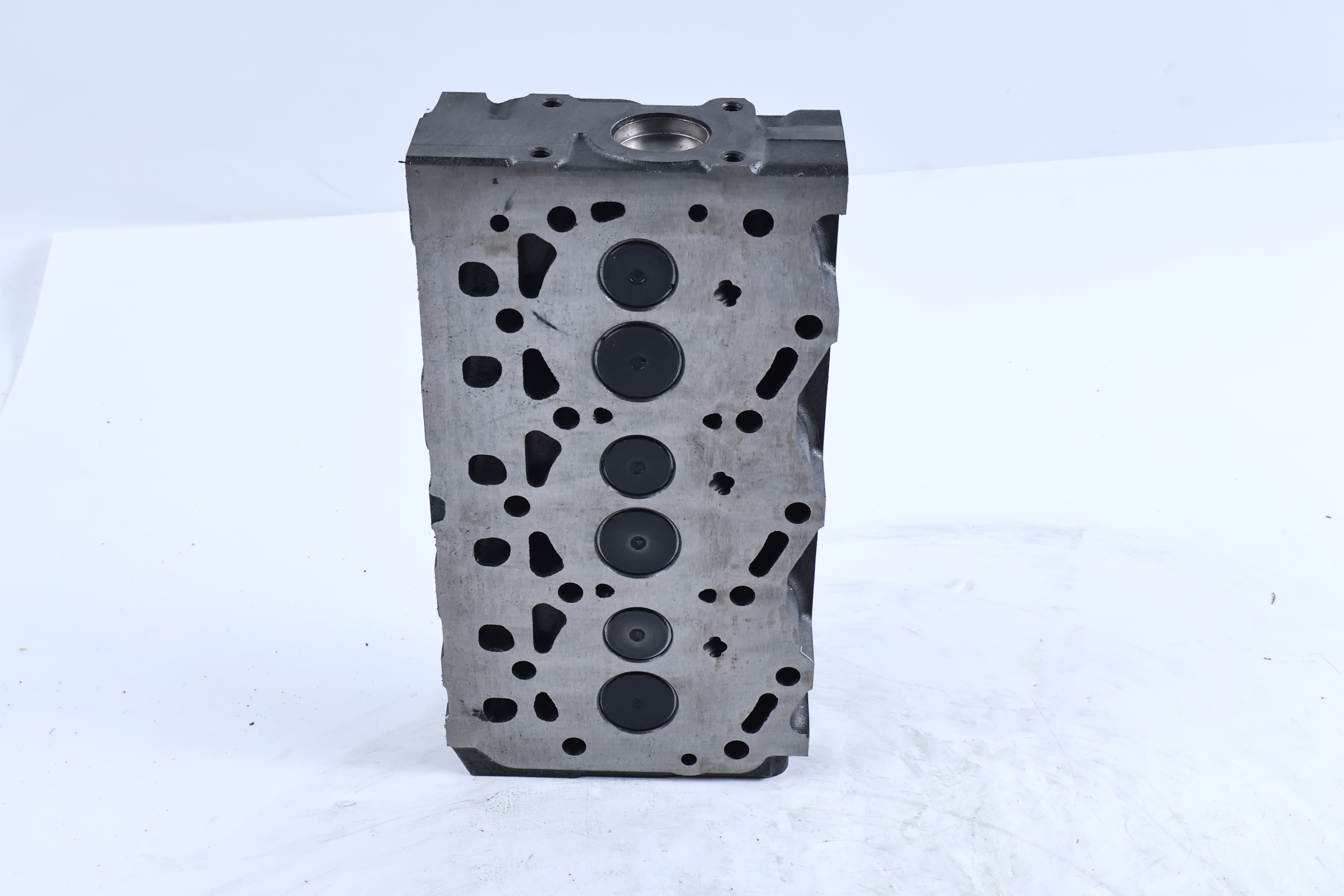 Aftermarket Complete Cylinder Head with Valves 7018382 for Bobcat Utility Vehicle 3400 3450 3600 3650 3400XL