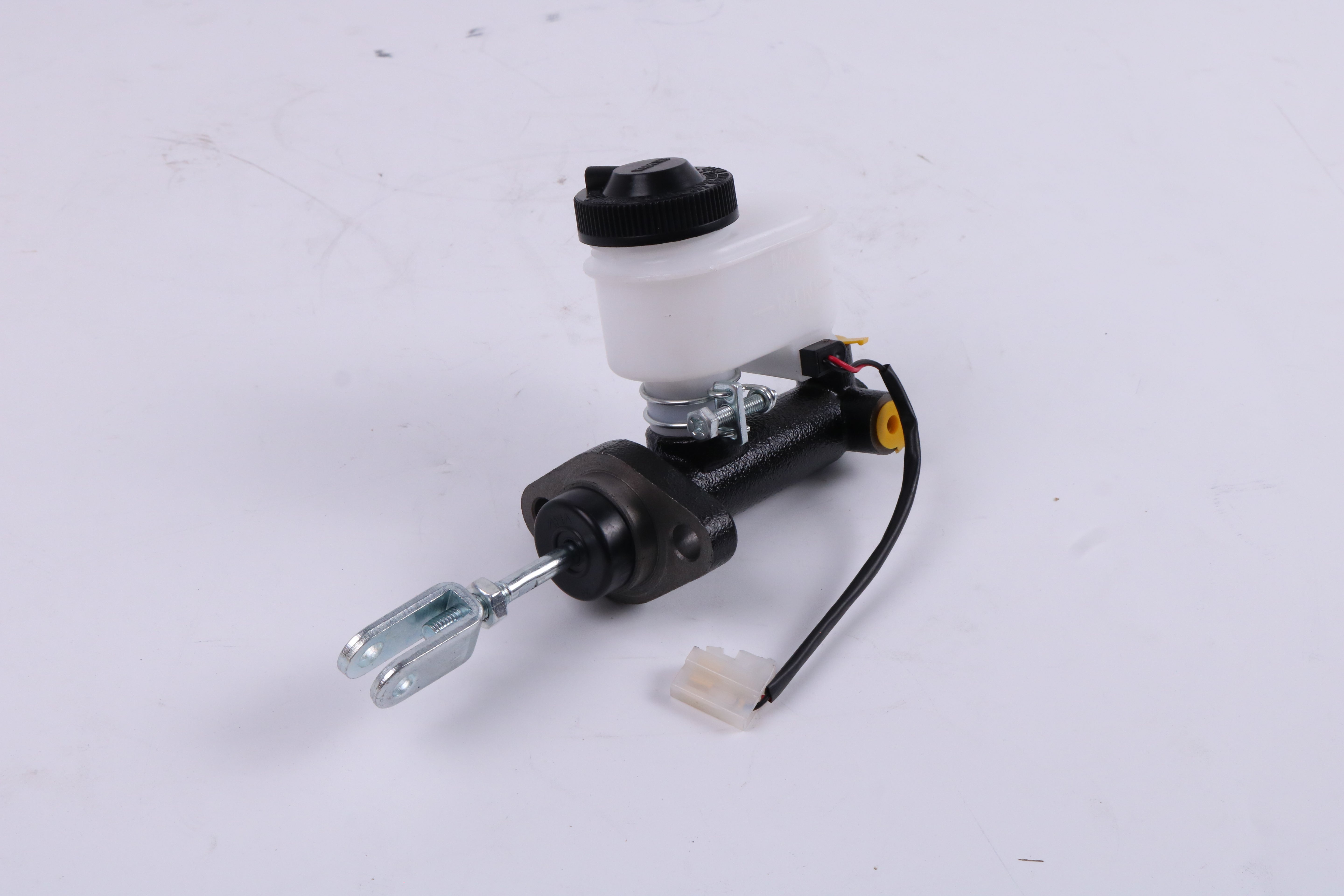 Master Cylinder 91346-40300 91346-30300 Compatible for Mitsubishi Caterpillar Forklift FD28-F14C FD35-F14C FG28/3 FG10-18