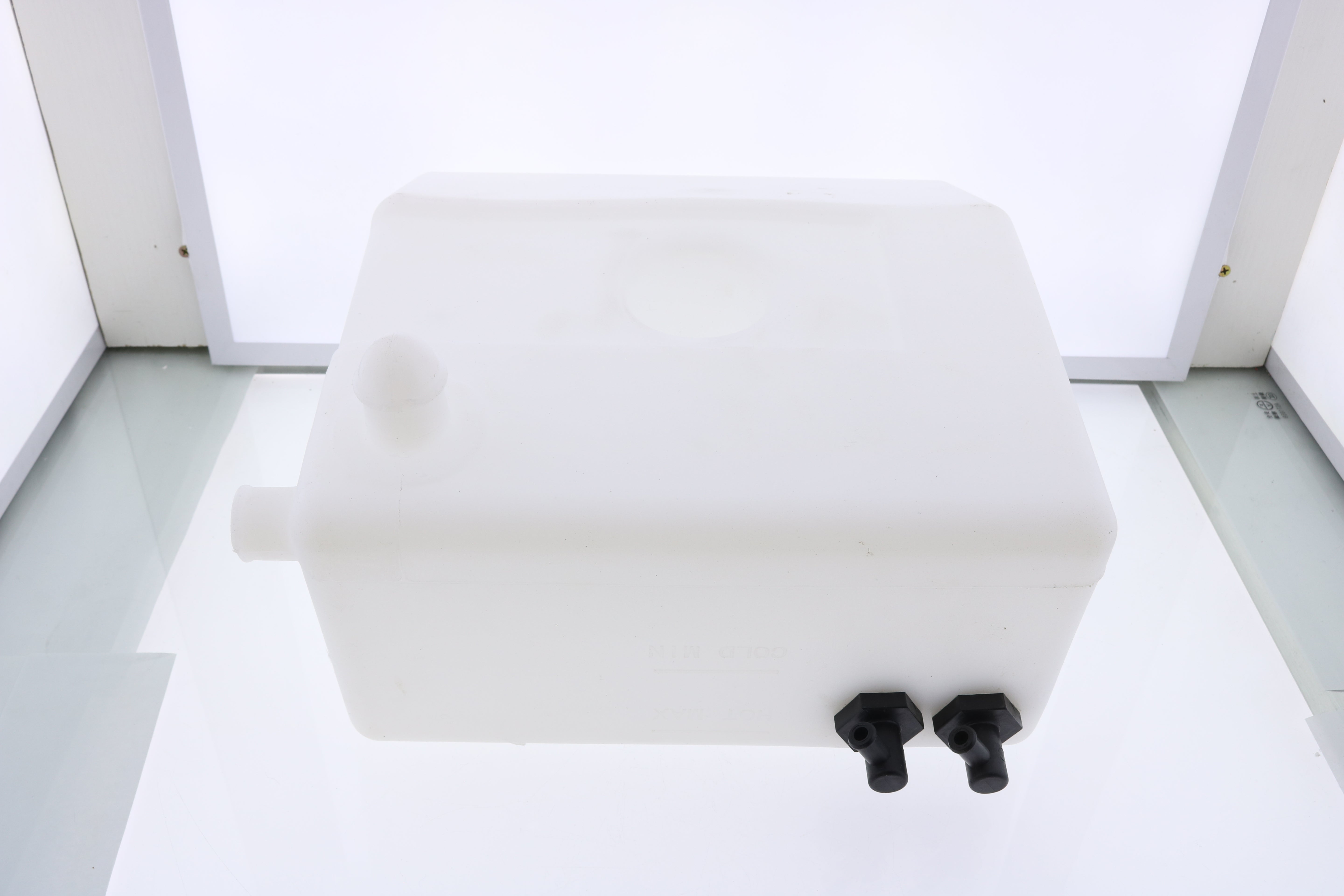 Coolant Expansion Tank Assembly 283/59008,332/U7589 For Jcb 714 718 722 726