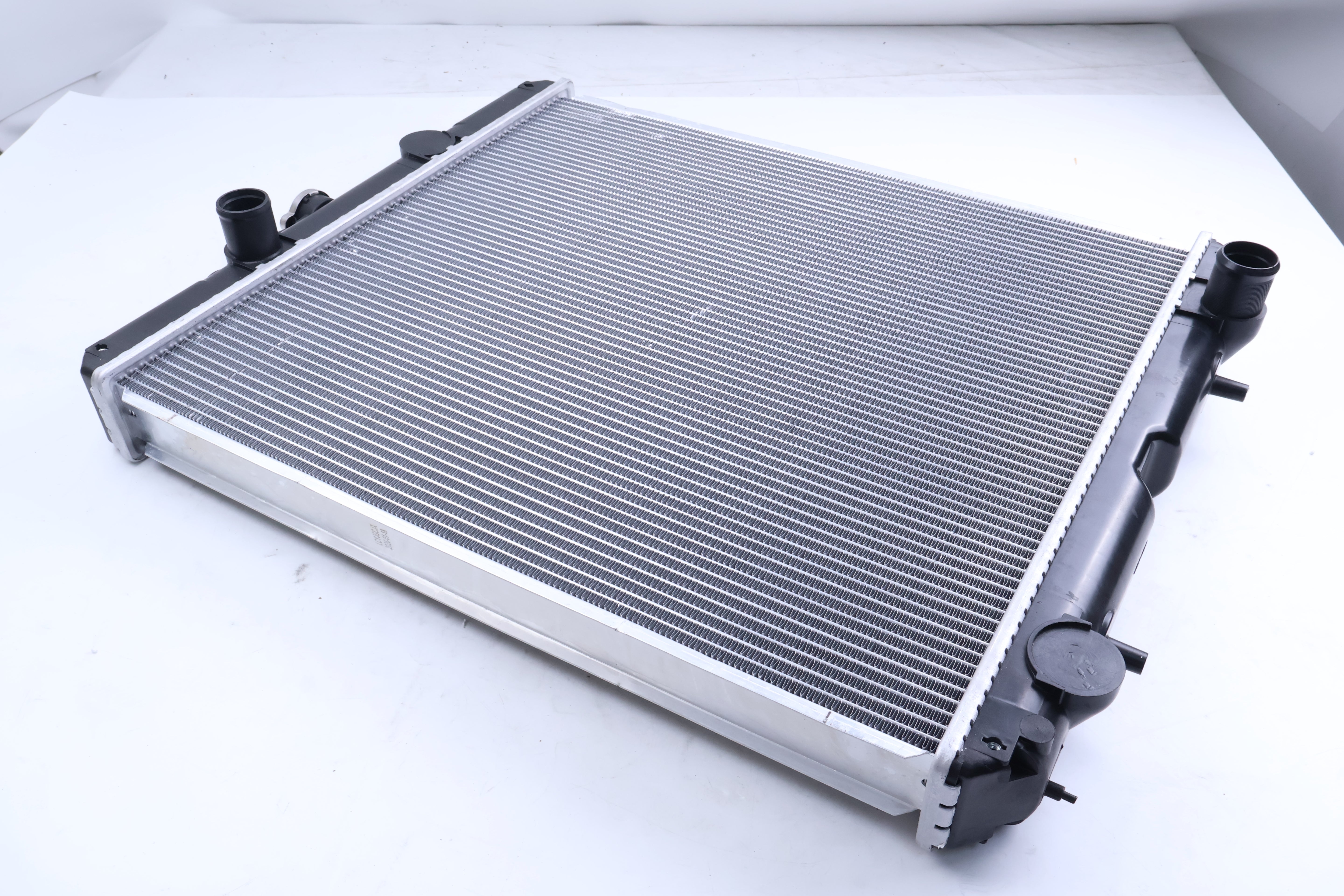 Aftermarket Radiator 8036816 1001263606 for JLG Telehandler 8042 10054 10042