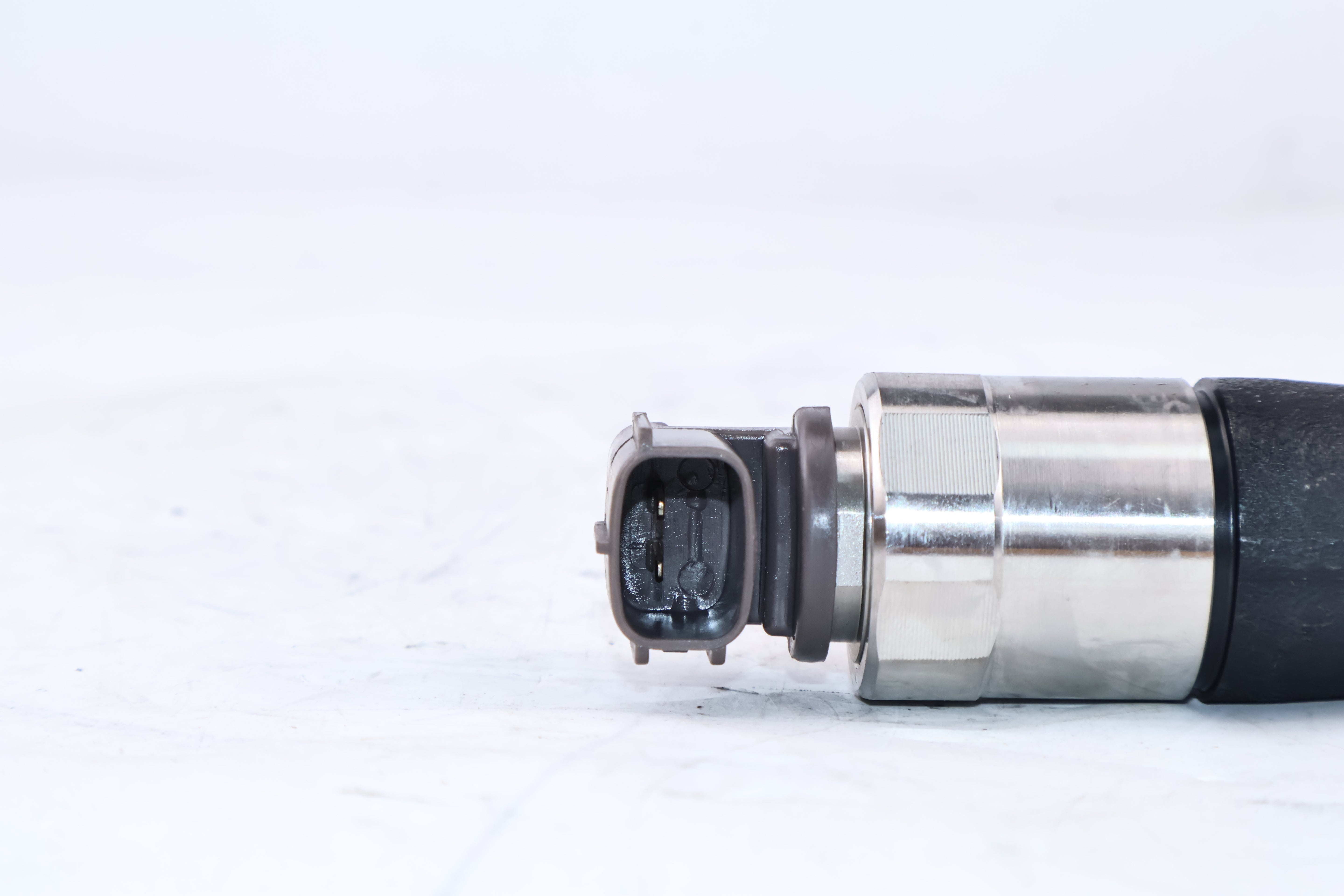 Fuel Injector 457-5836 For Caterpillar Loader 226D 232D 232D3 Engine C2.2 C1.7
