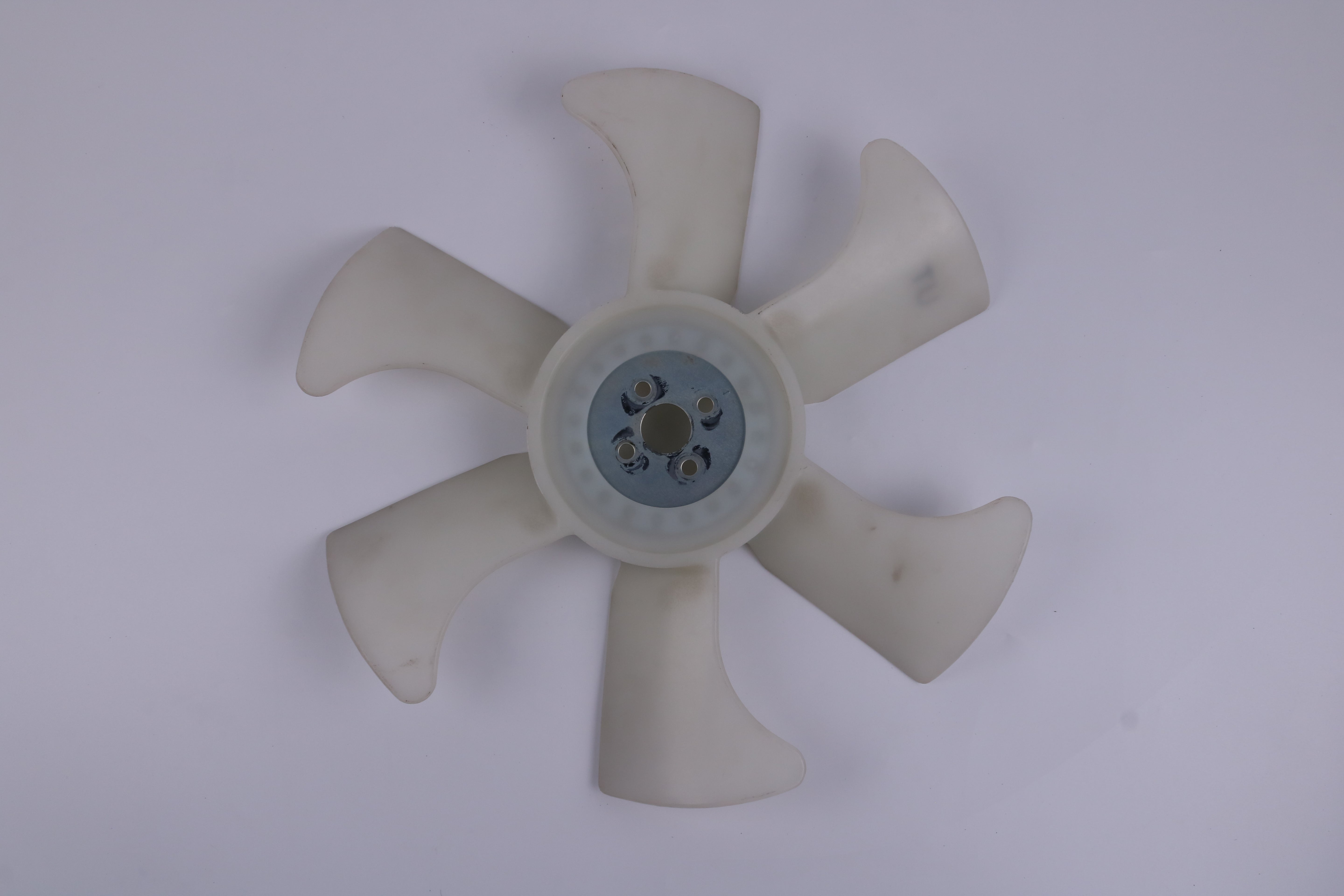 Aftermarket New Cooling Fan YM129916-44740 for Yanmar 4TNV88 4TNE98 Engine