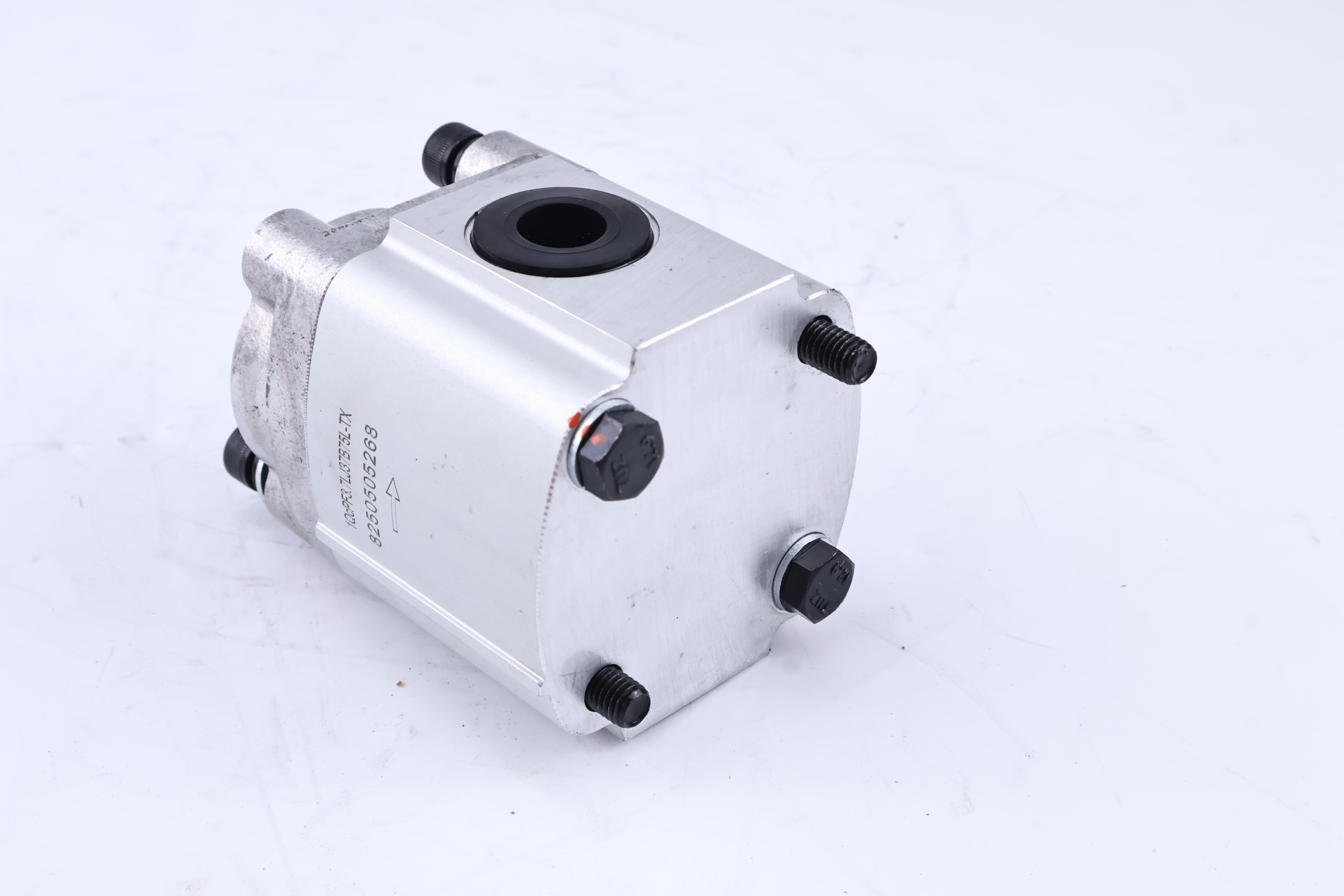Hydraulic Pump 147661, SJ147661 Fits Skyjack SJIII3220, SJIII3226 , SJIII4620, SJIII4626, and SJIII4632