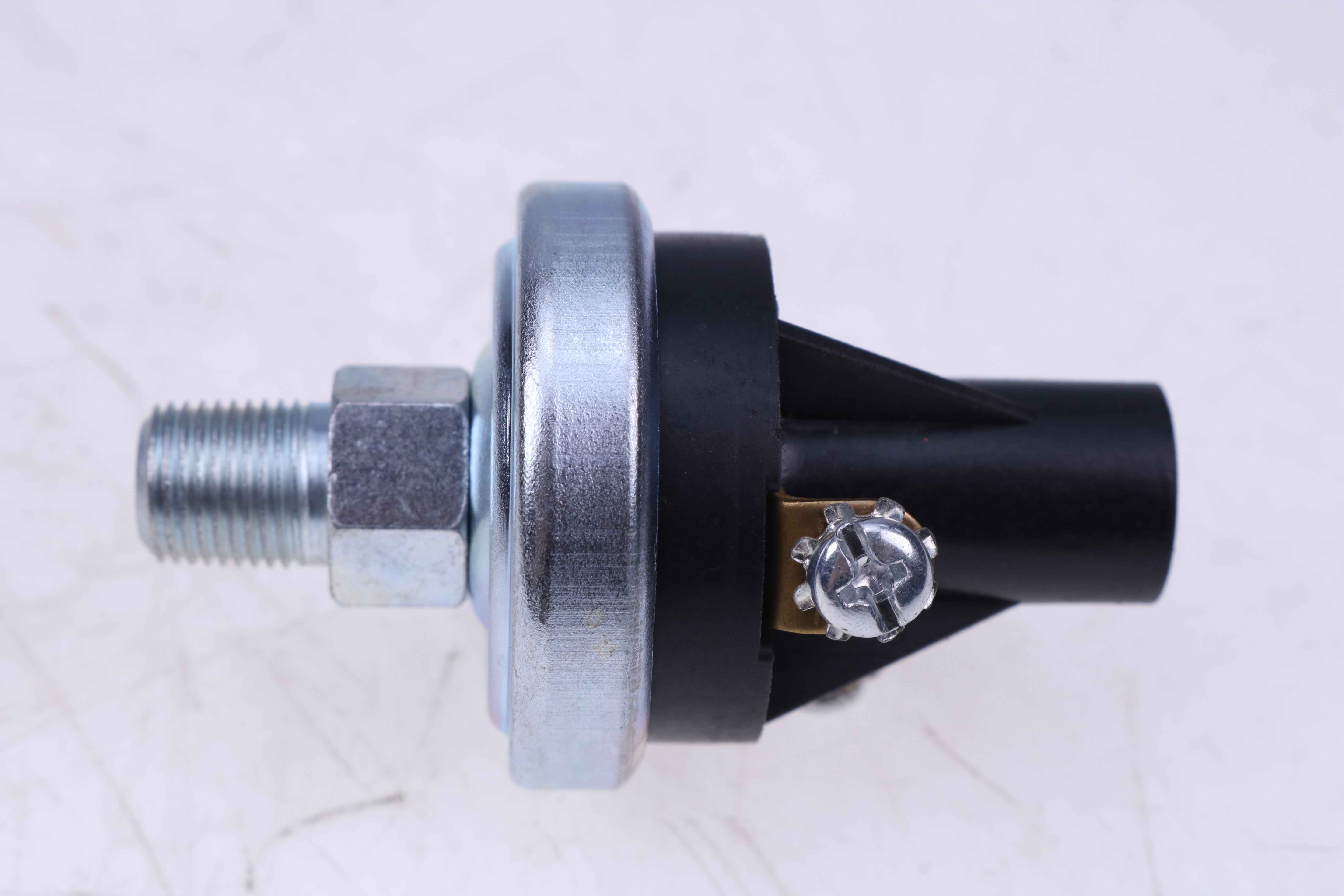 New Aftermarket Oil Pressure Sensor 41-7064 for Thermo King TK 3.70 3.76 3.95