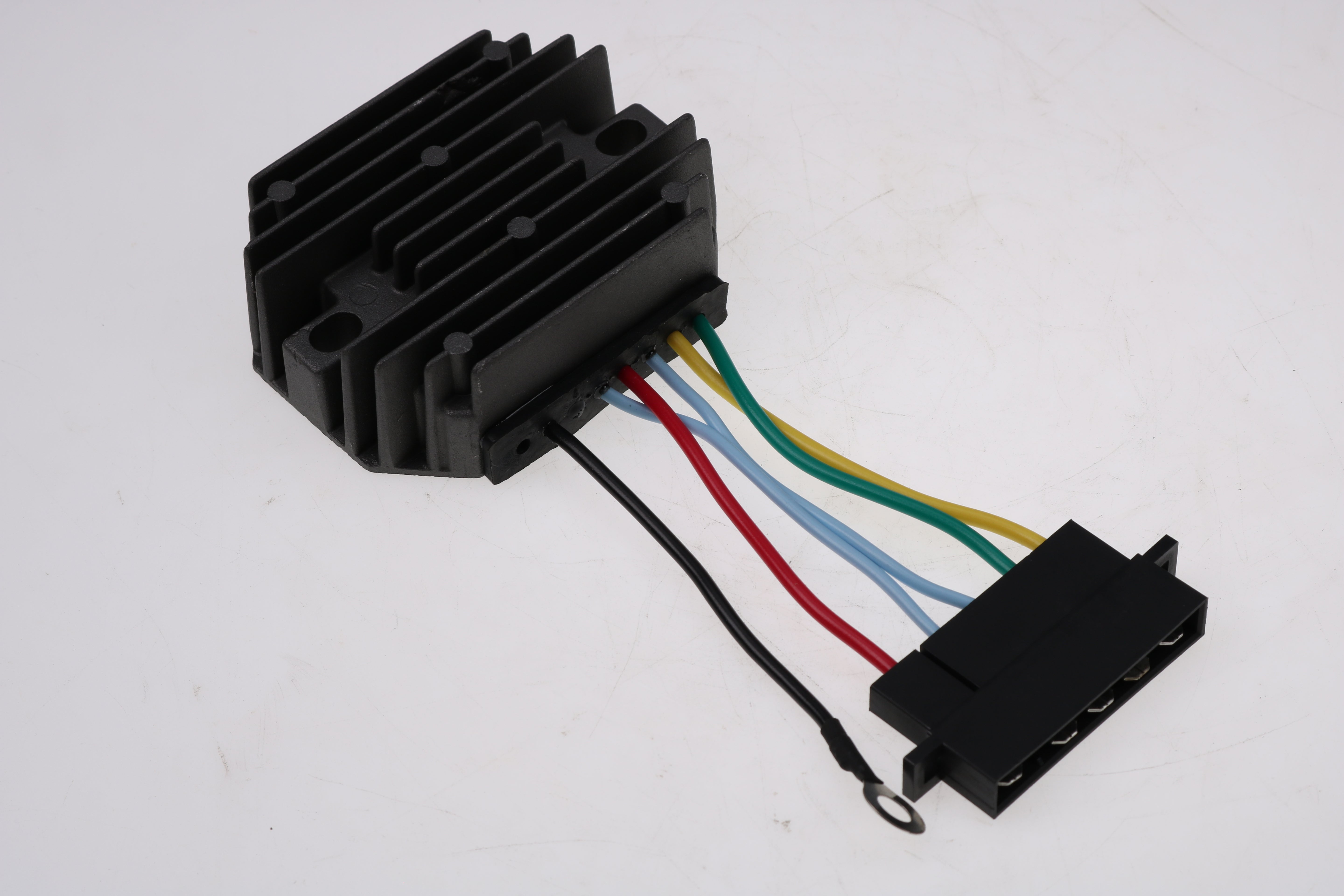 Aftermarket Voltage Regulator MIA881279 for John Deere Tractor 1070 670 790 990 415 Mower F912 F915 2243