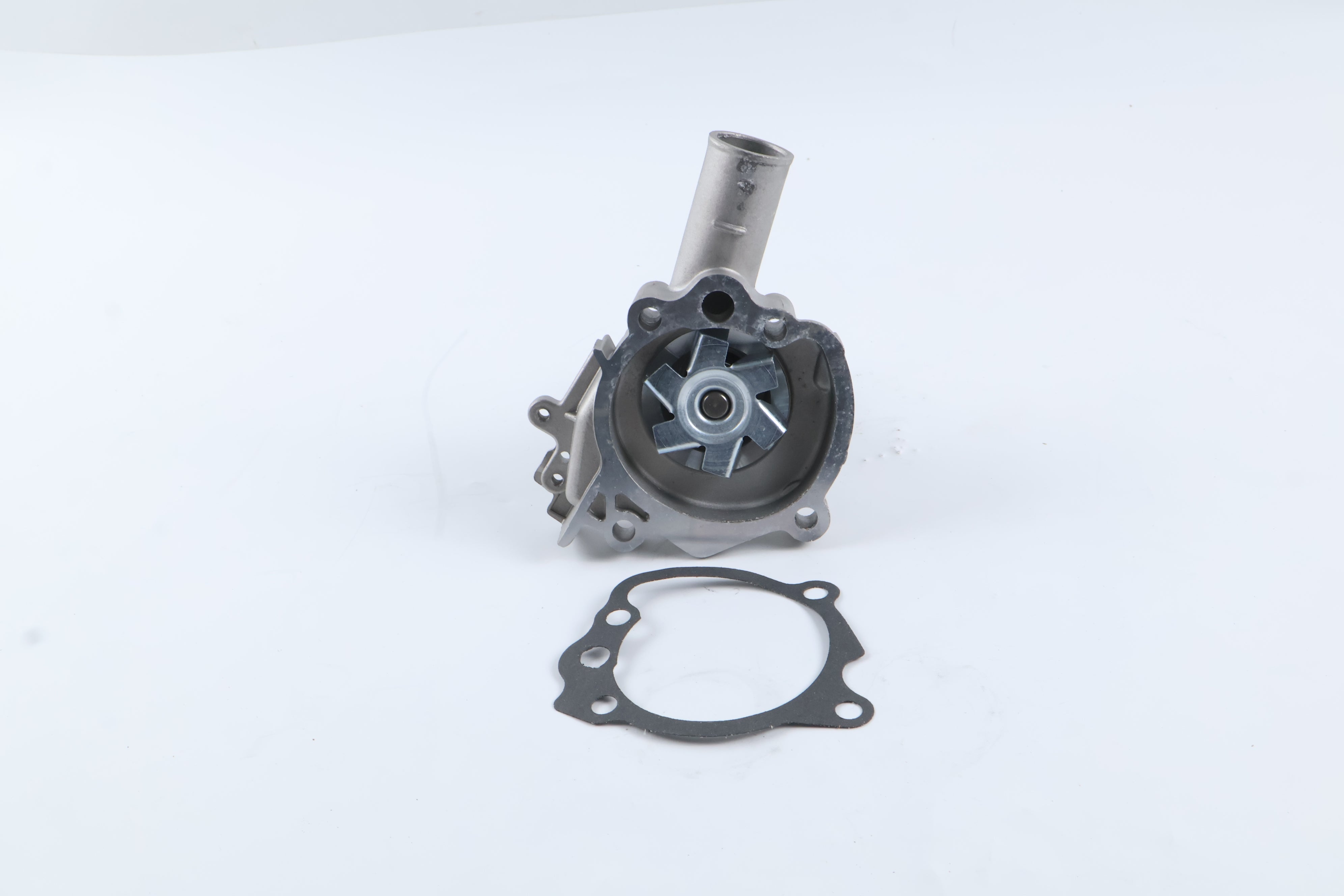 New Water Pump With Gasket 1017048 for Mitsubishi Engine 4G32 4G33 4G63