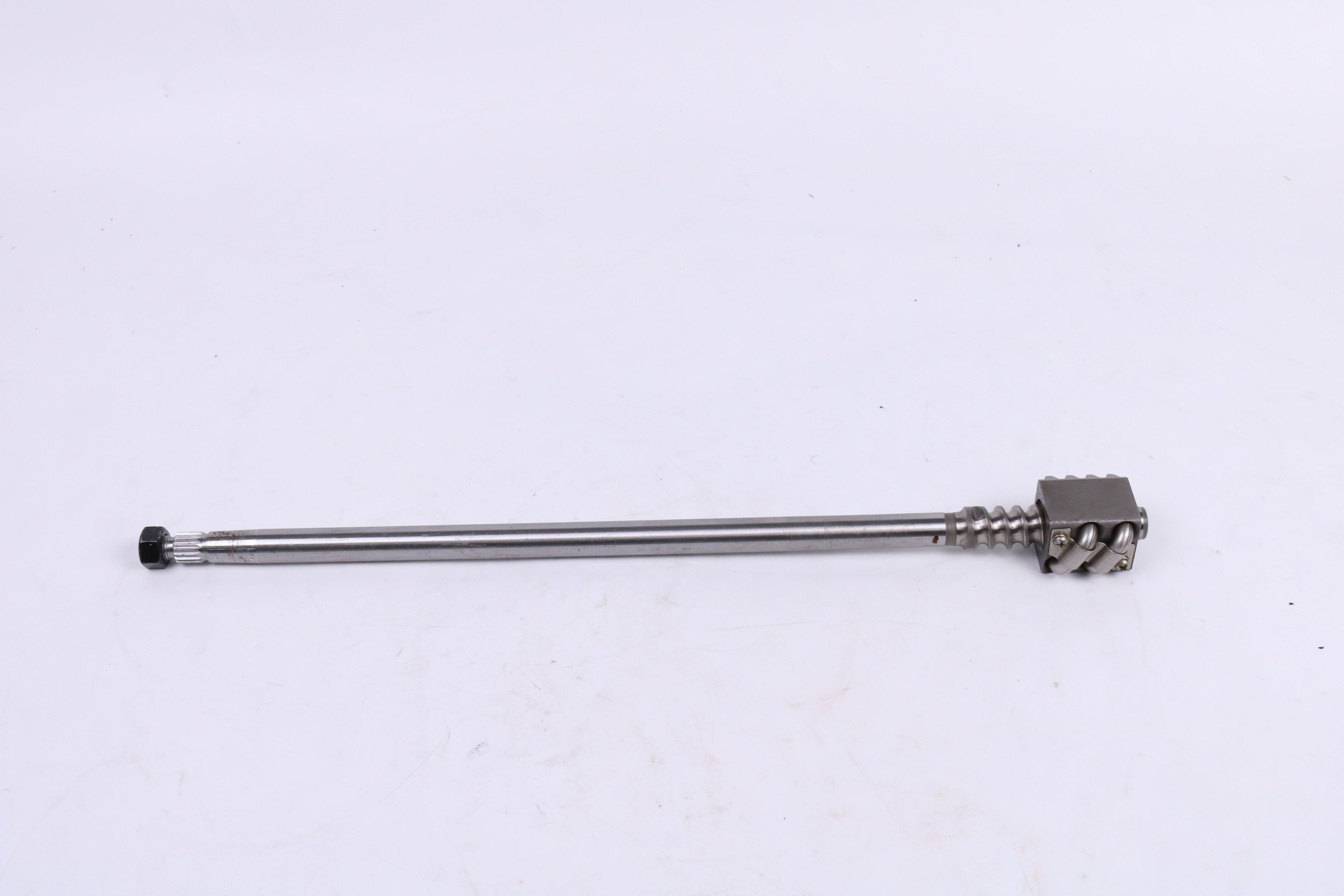 Aftermarket Steering Shaft 67910-41110 for Kubota Tractor B6200HSTD B6200HSTE B7200HSTD B7200HSTE