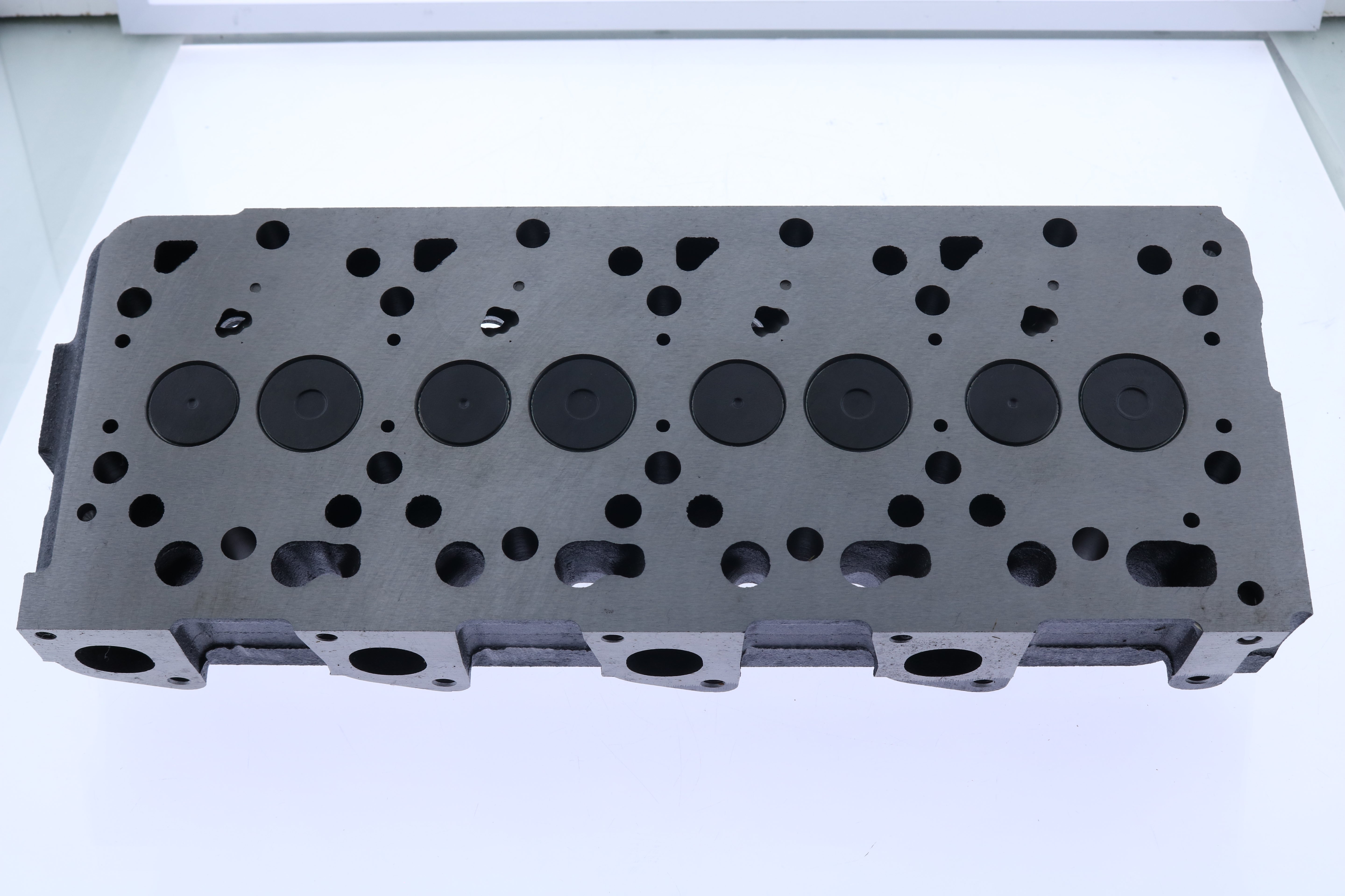 Cylinder Head Assembly 1J050-03040, 1G677-03040 fits Kubota B3350 V1505 F3990