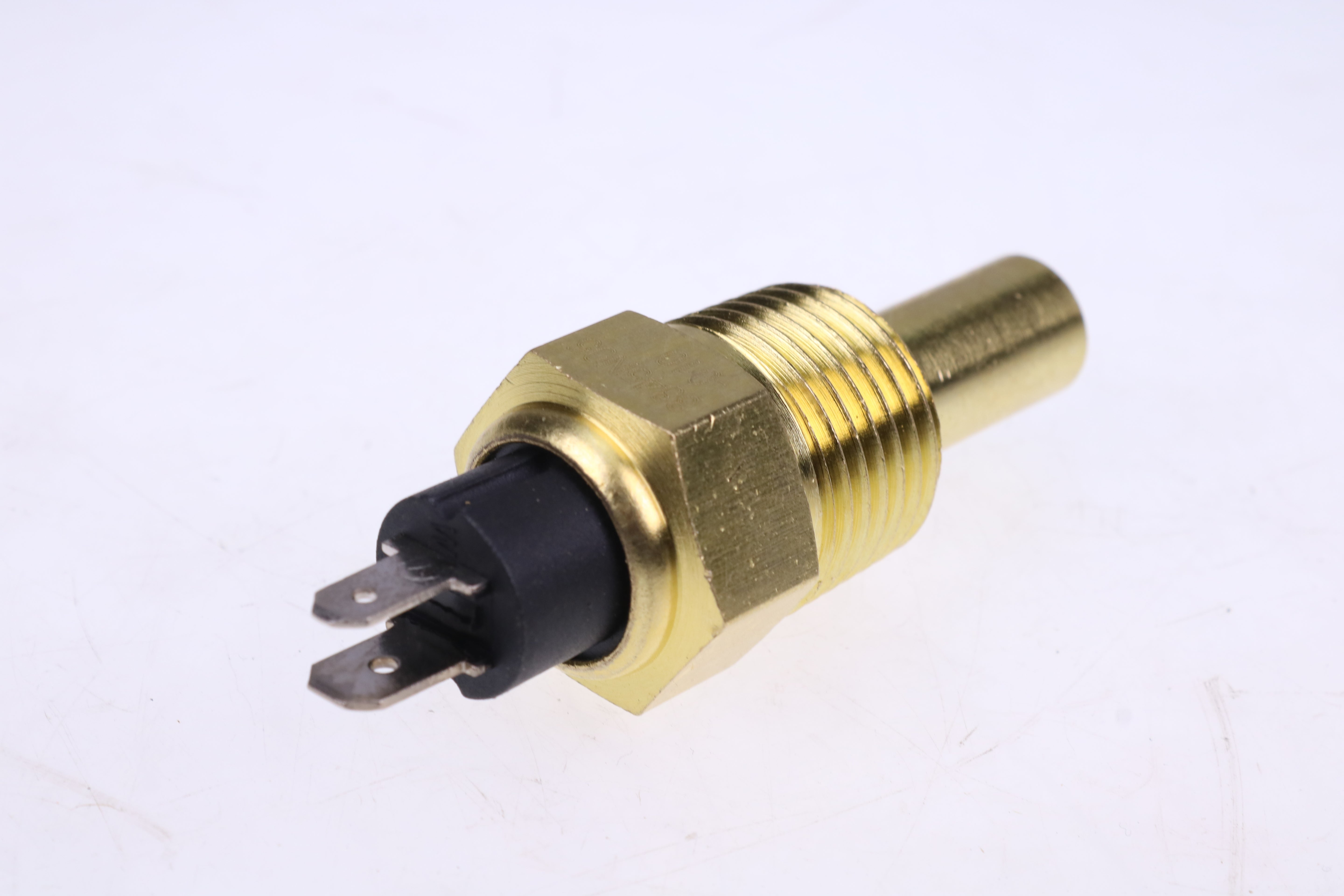 Aftermarket Water Coolant Temperature Sensor 3967250 for Cummins Engine 4BT 6BT