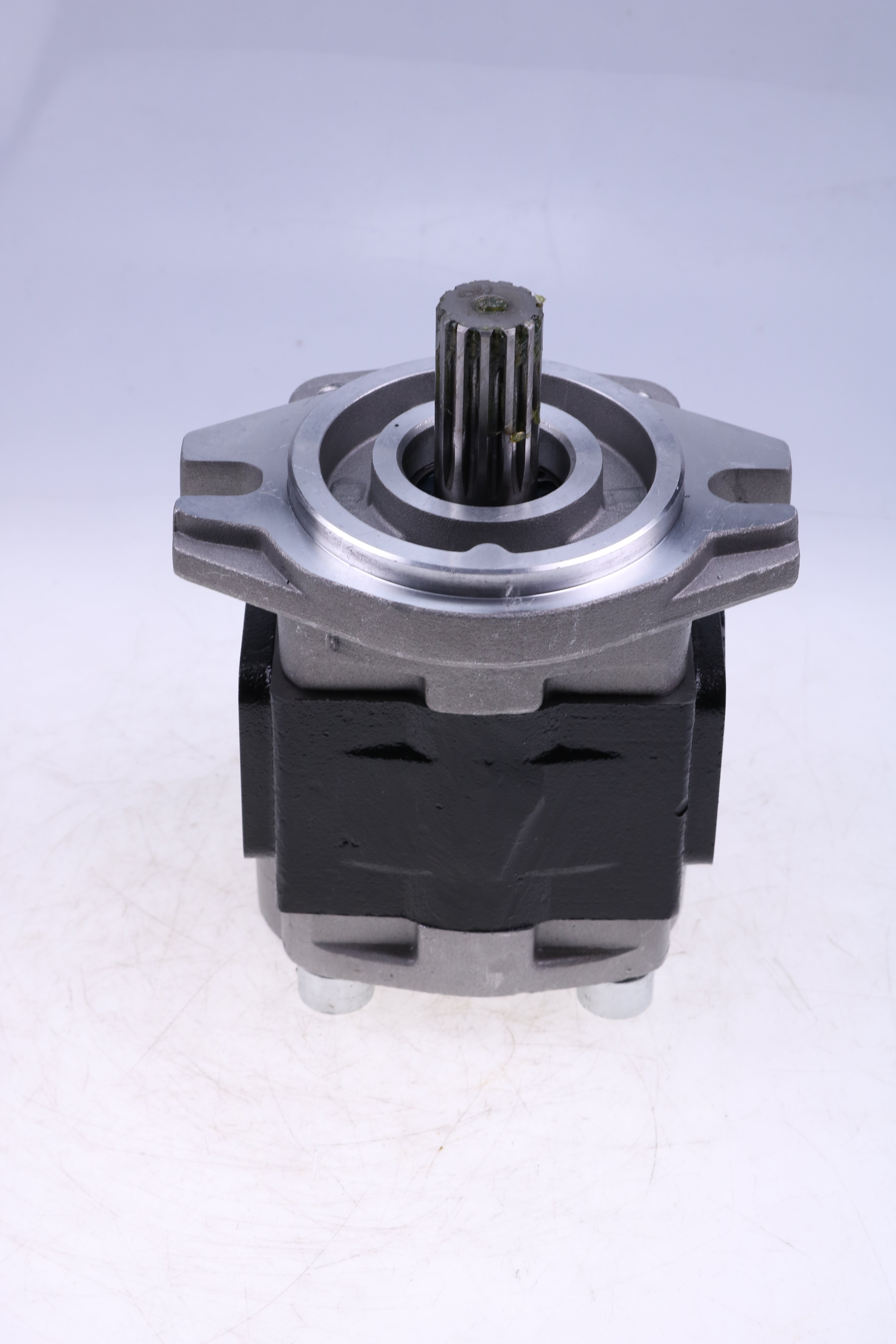 Hydraulic Pump 91E71-10200 for Mitsubishi Forklift FD20-30-F18C FD20-30-CF18C FD20-30-F14E FD20-30-CF14E