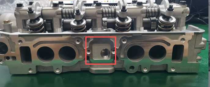 Aftermarket Cylinder Head Assembly MD192297 fits for Mitsubishi Engine 4G63 Forklift FG20
