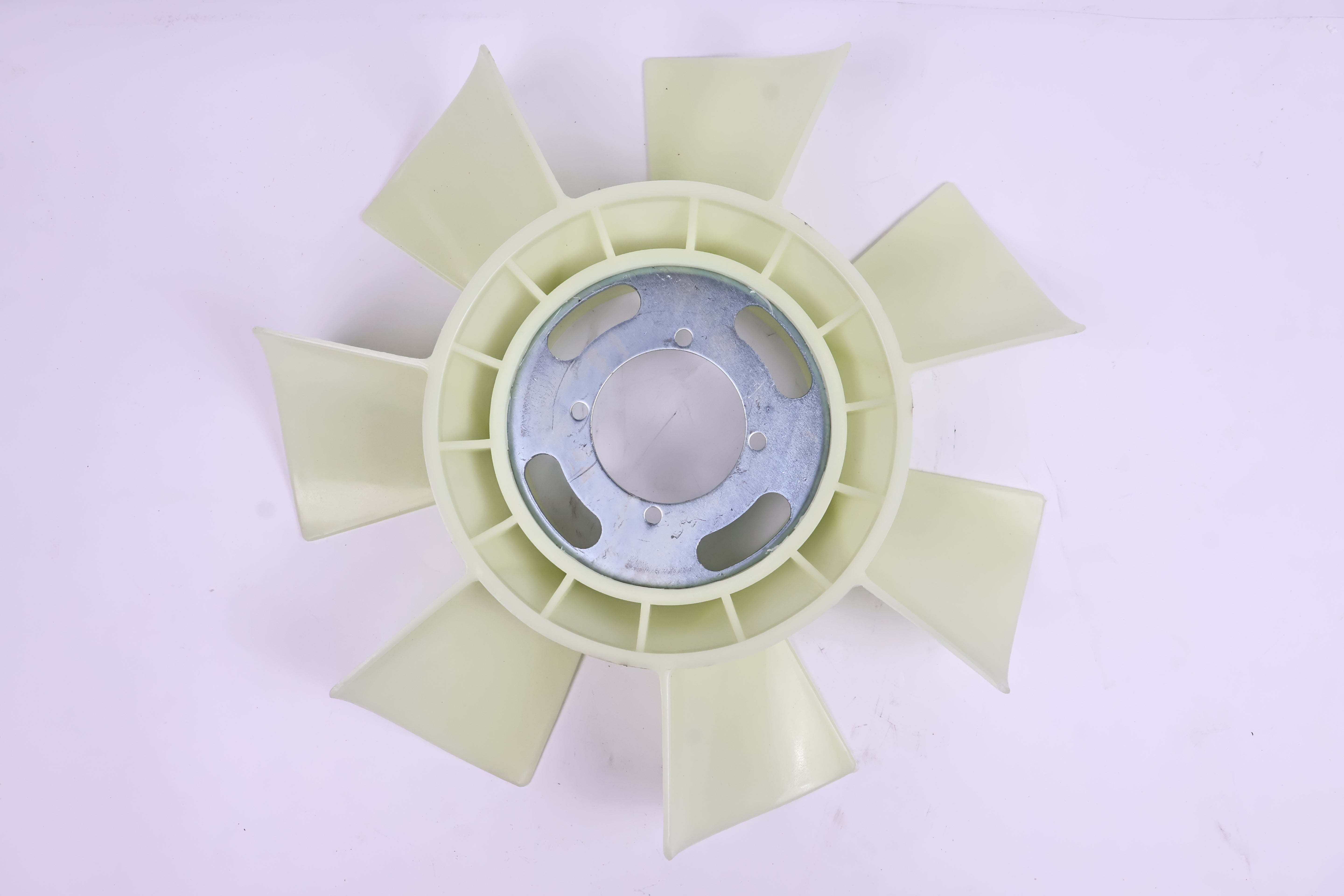 Aftermarket Fan Blade ME075229 for Mitsubishi Engine 6D14 6D17 Truck FH215 FK215 FH218 FH211 FH217